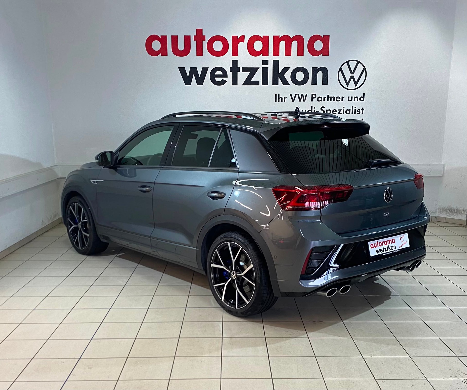 VW T-Roc 2.0 TSI R DSG 4Motion-showroom-element-2
