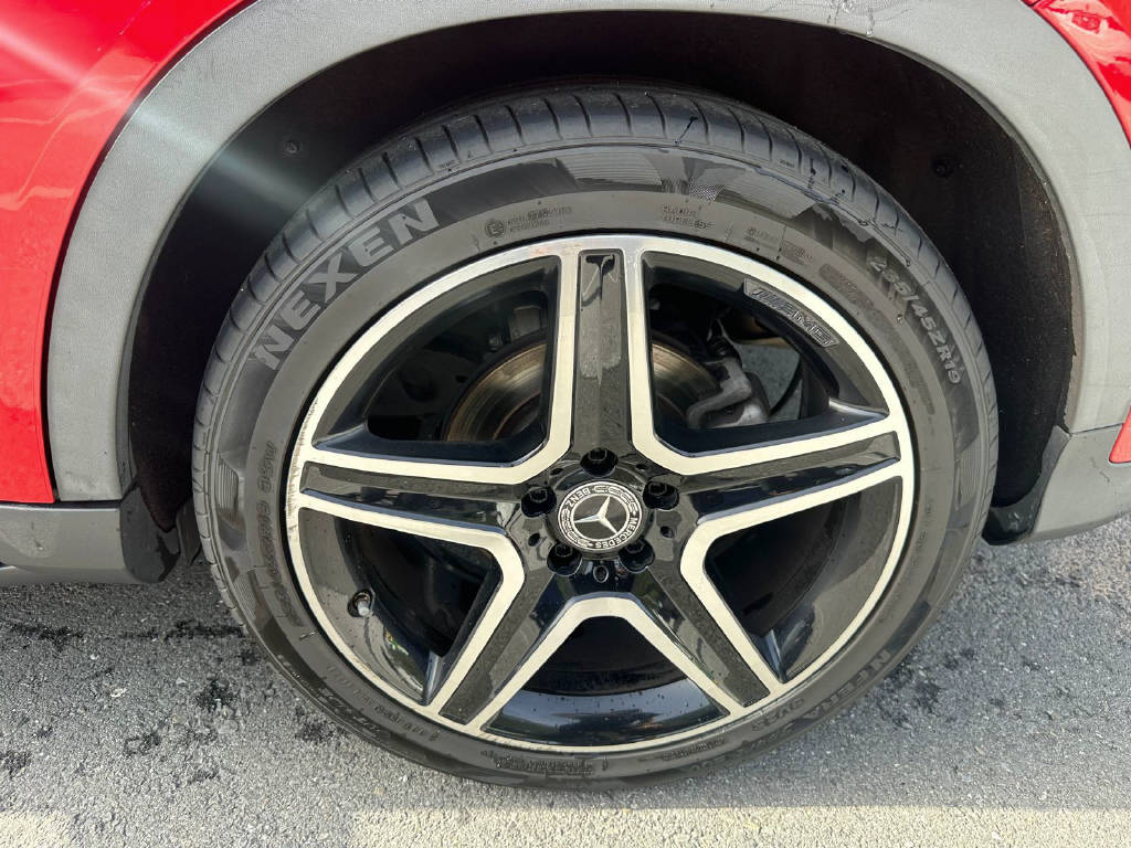 MERCEDES-BENZ GLA 200 d AMG Line 4m - CH-image-13