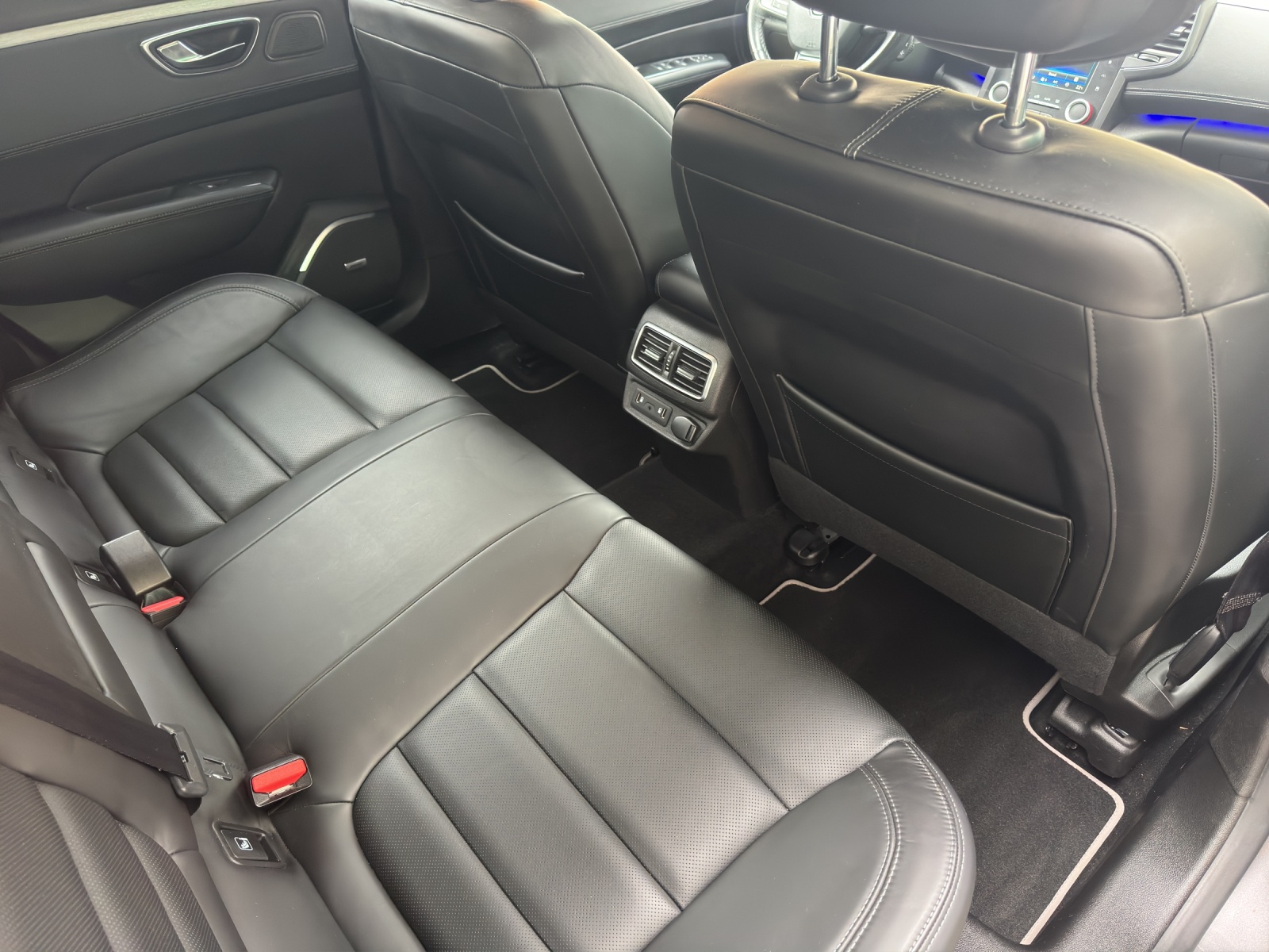 RENAULT Talisman 1.6 TCe Initiale EDC-image-9