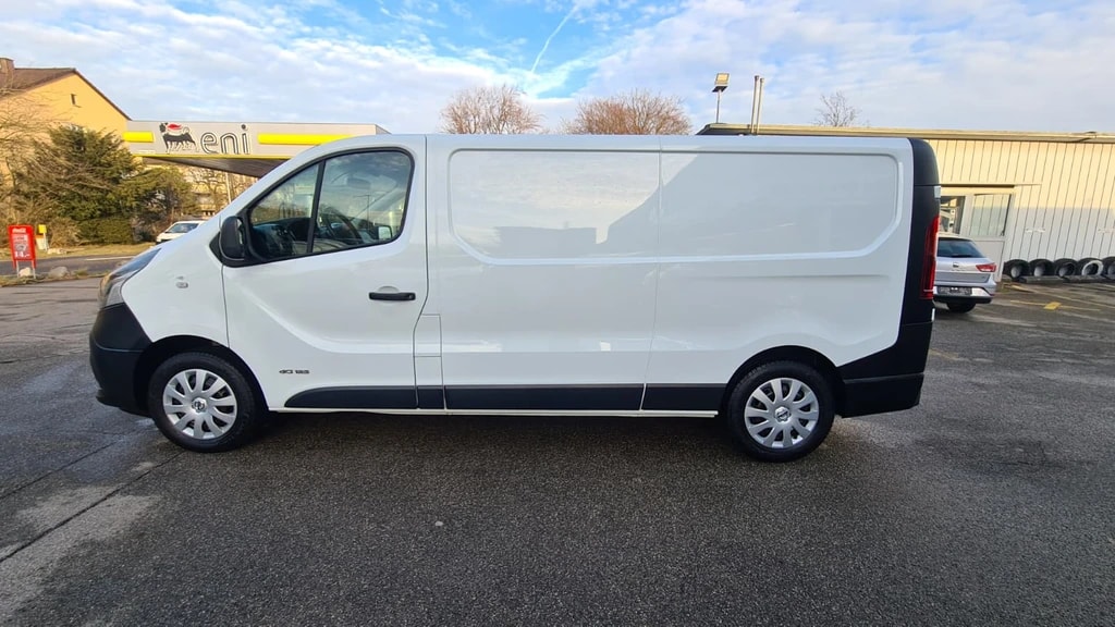 NISSAN NV300 dCi 125 2.9 L2H1 Comfort ** L2 H1 **3-Plätzer ** RF-Kamera ** Anh-Kupplung ** Werkstatt-Einrichtung ** Frisch Ab MFK-image-3