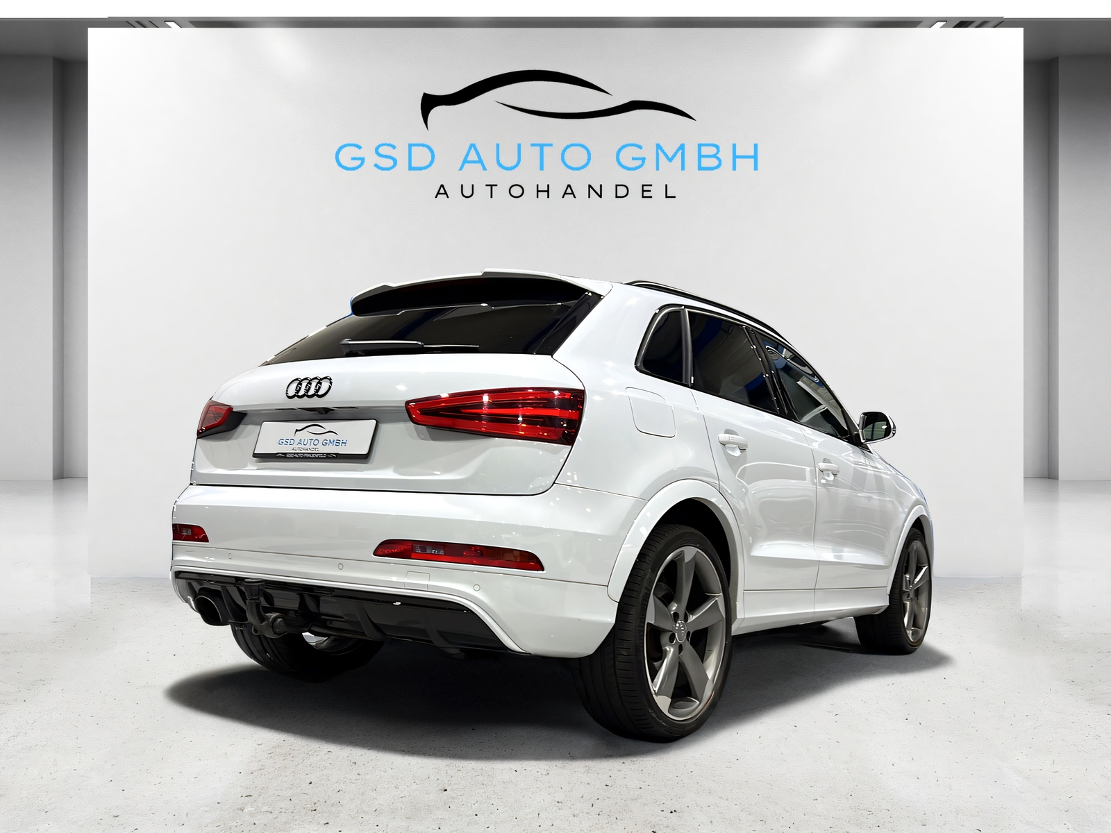 AUDI RS Q3 2.5 TFSI qu**ABT,AHK,Panodach,Rückfahrtkam,Frisch ab MFK**-image-4