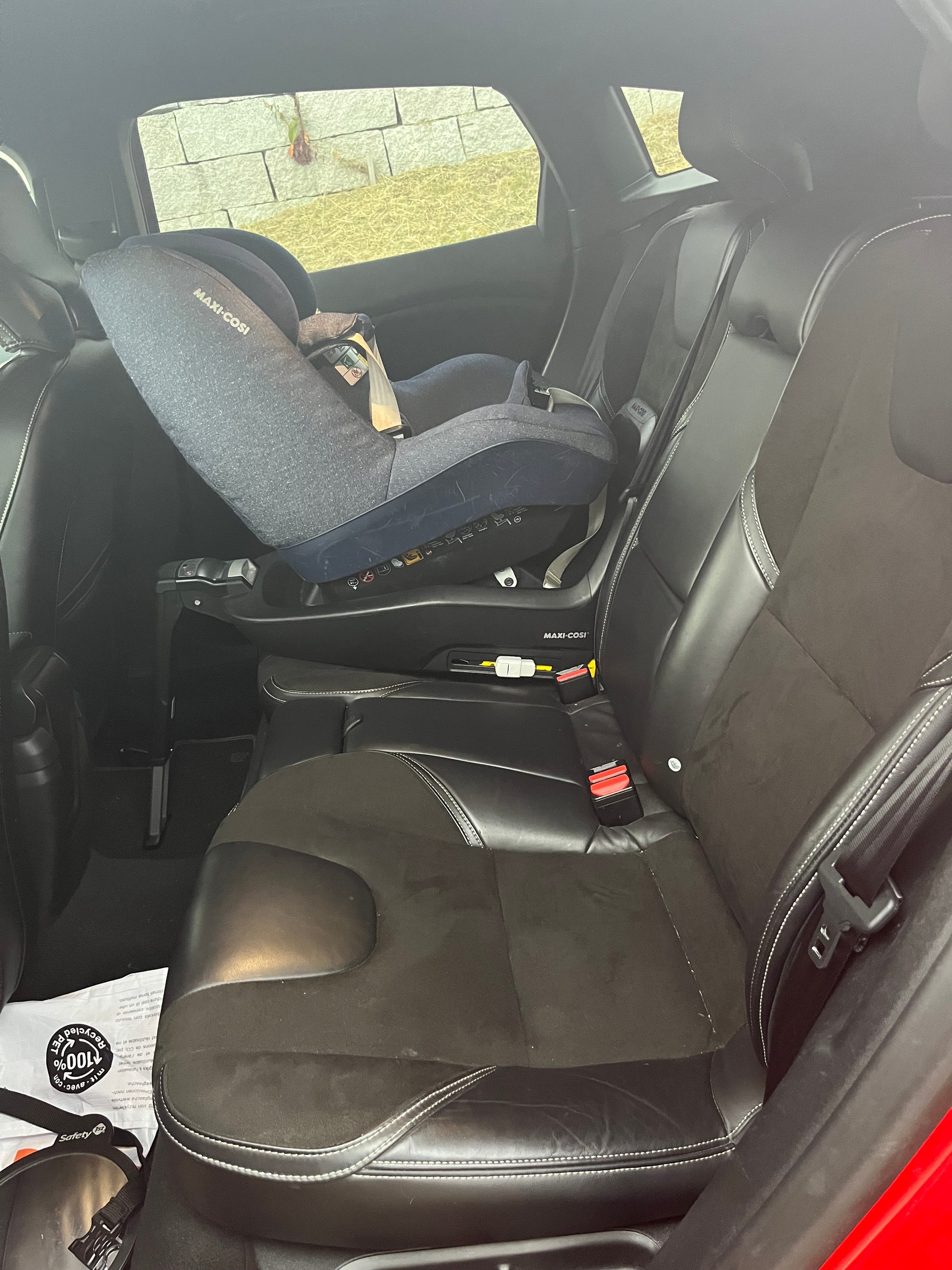 VOLVO V40 T2 Sport 200 S/S-image-12
