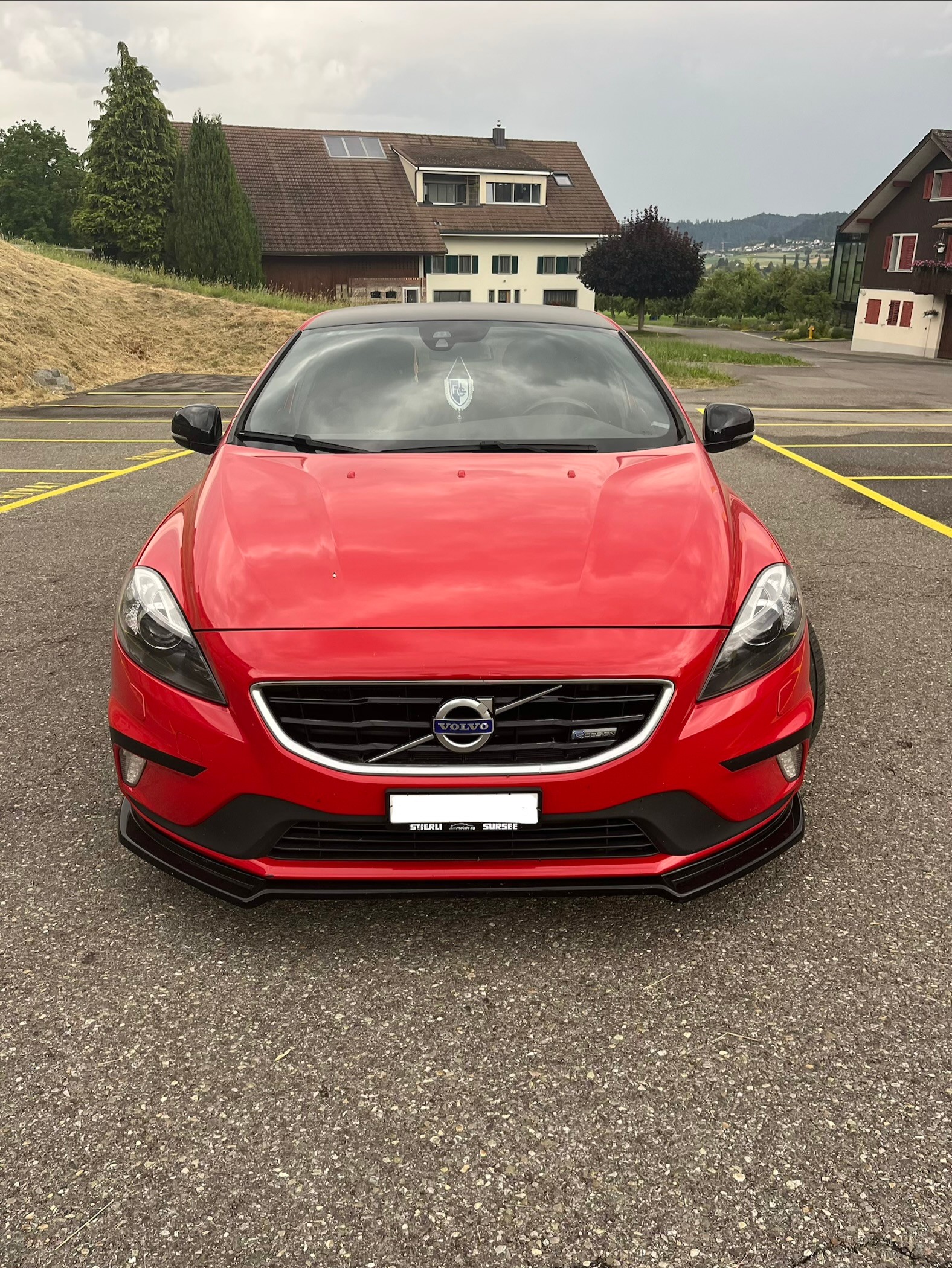 VOLVO V40 T2 Sport 200 S/S-image-6