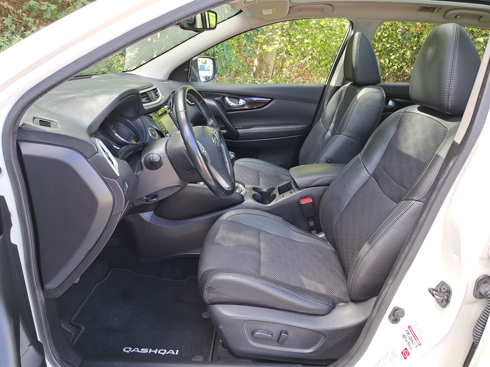 NISSAN Qashqai 1.6 dCi tekna ALL-MODE 4x4-image-10