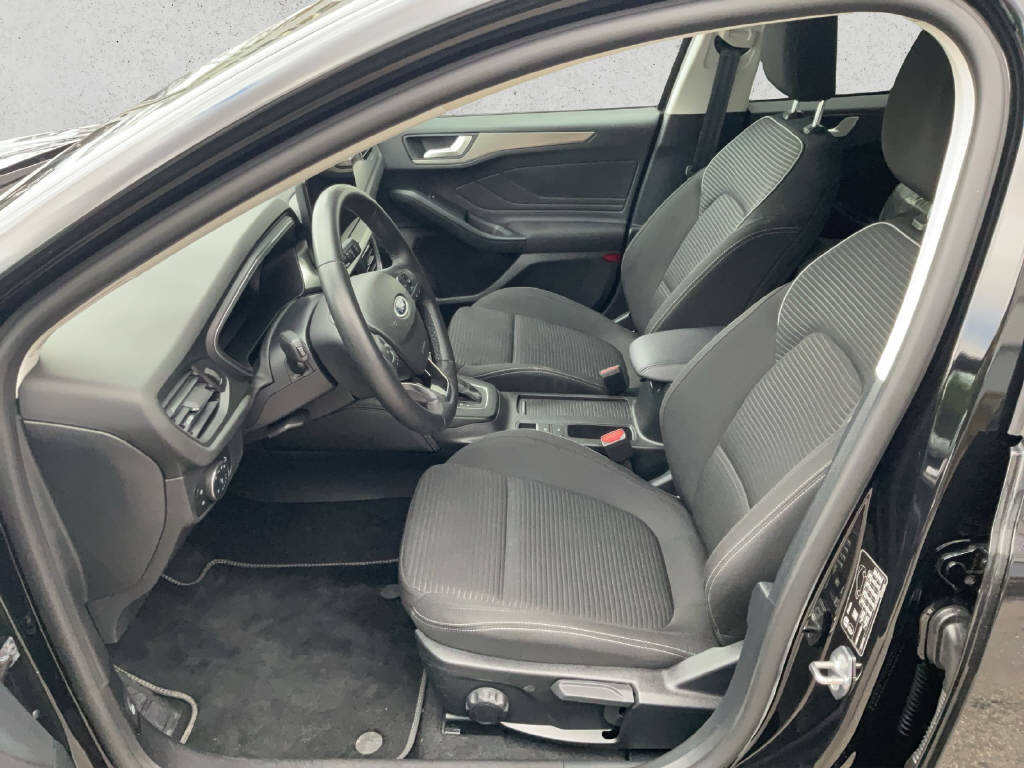 FORD Focus 1.0i EcoB Hybrid 125 Titanium X-image-8