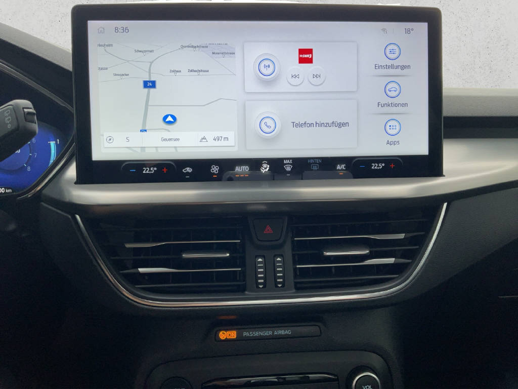 FORD Focus 1.0i EcoB Hybrid 125 Titanium X-image-11