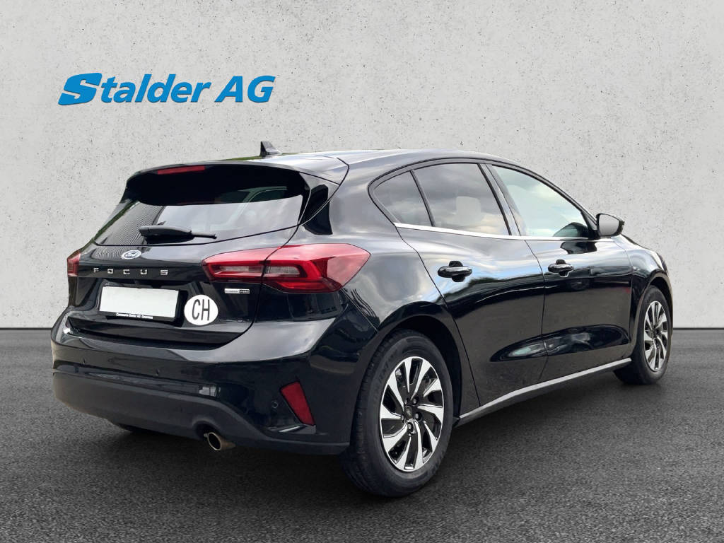 FORD Focus 1.0i EcoB Hybrid 125 Titanium X-image-5