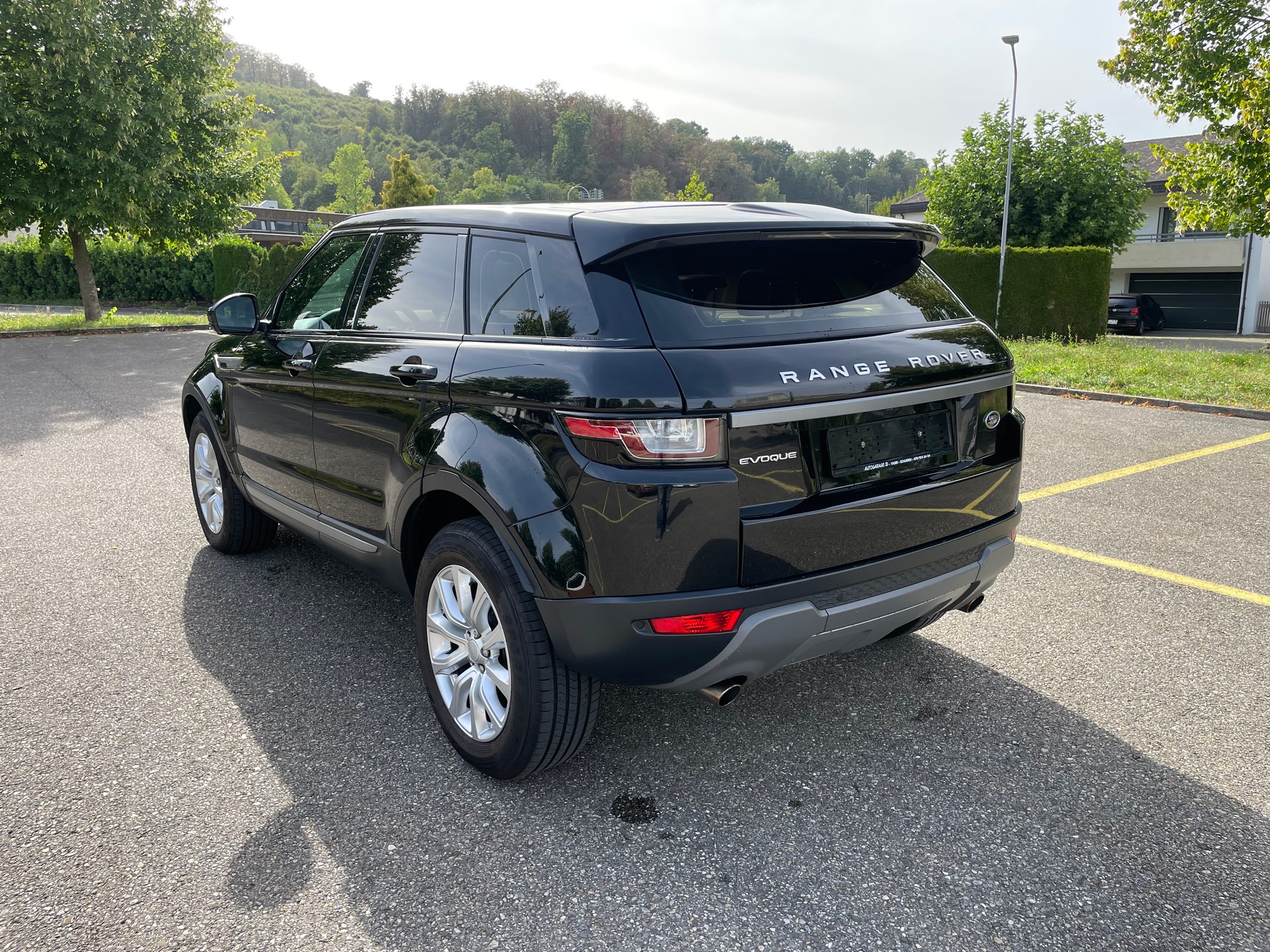 LAND ROVER Range Rover Evoque 2.0 TD4 Pure AT9-image-7
