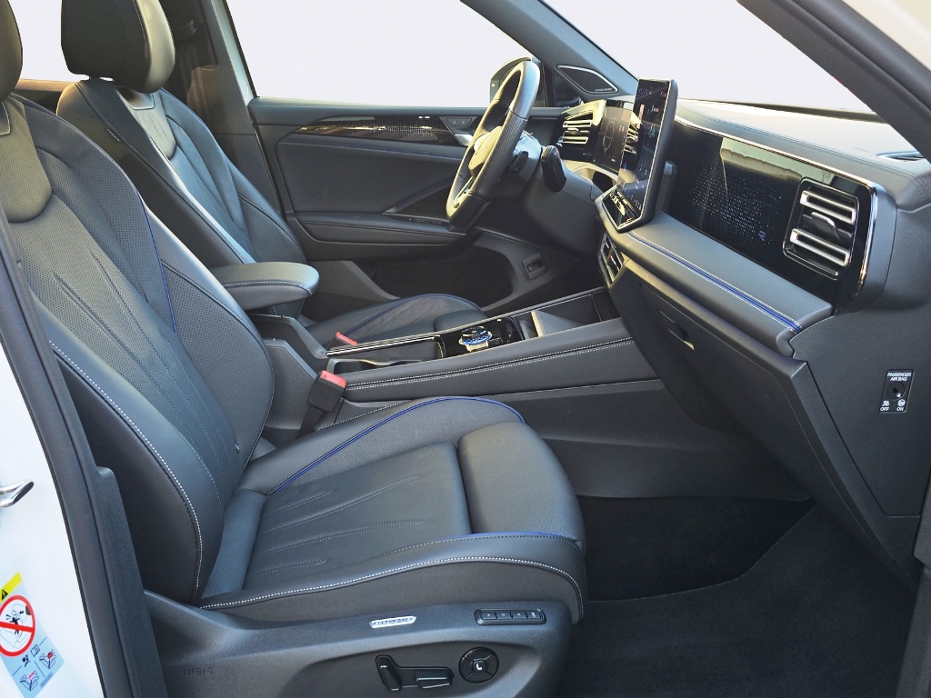 VW Tiguan 2.0 TSI R-Line DSG 4motion-image-9