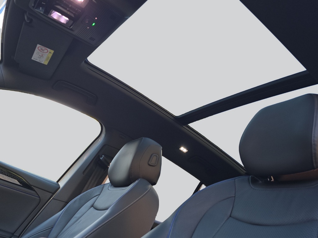 VW Tiguan 2.0 TSI R-Line DSG 4motion-image-25