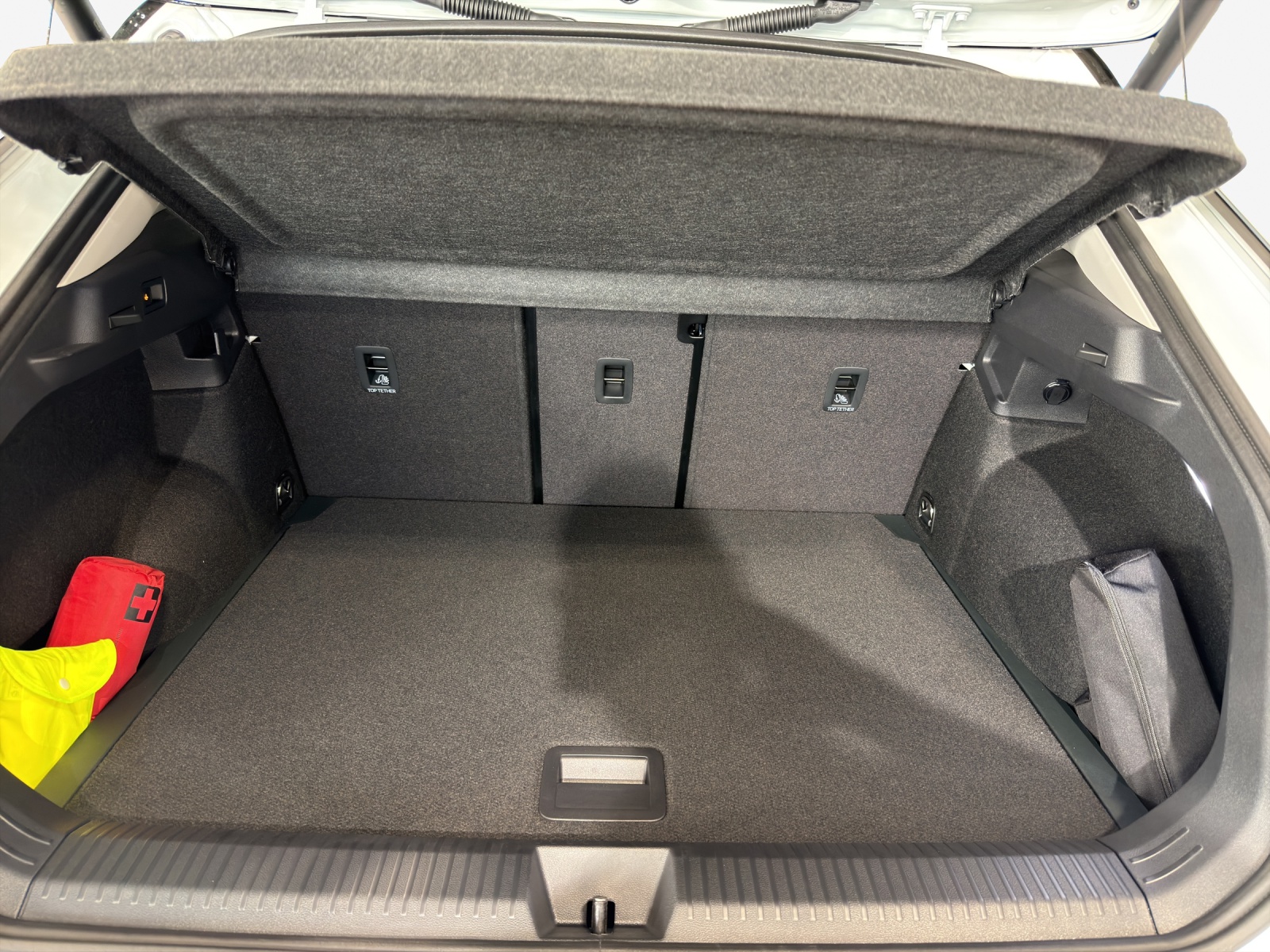 VW T-Roc 1.5 eTSI mHEV Style DSG-image-12