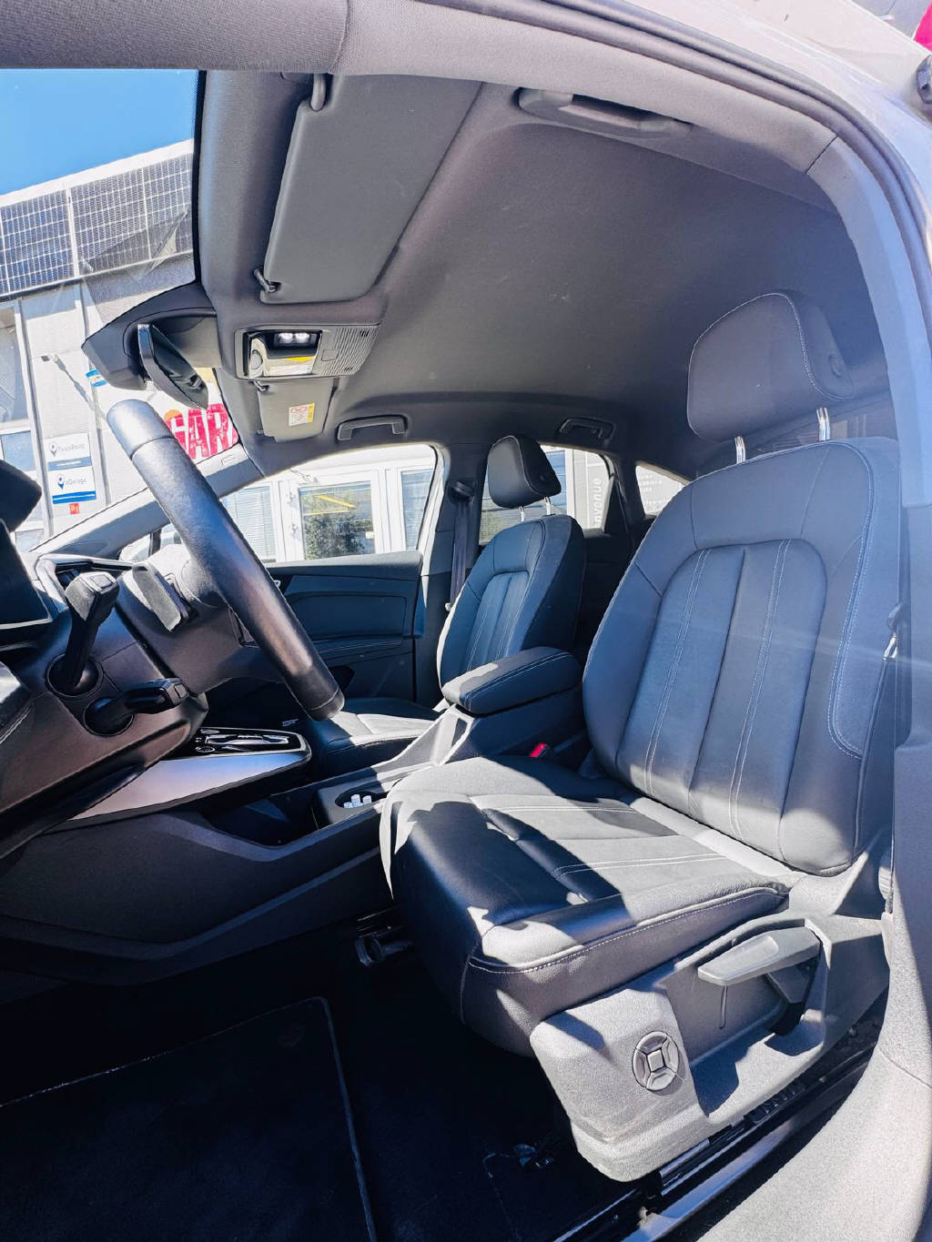 AUDI Q4 e-tron Sportback 50 quattro-image-6