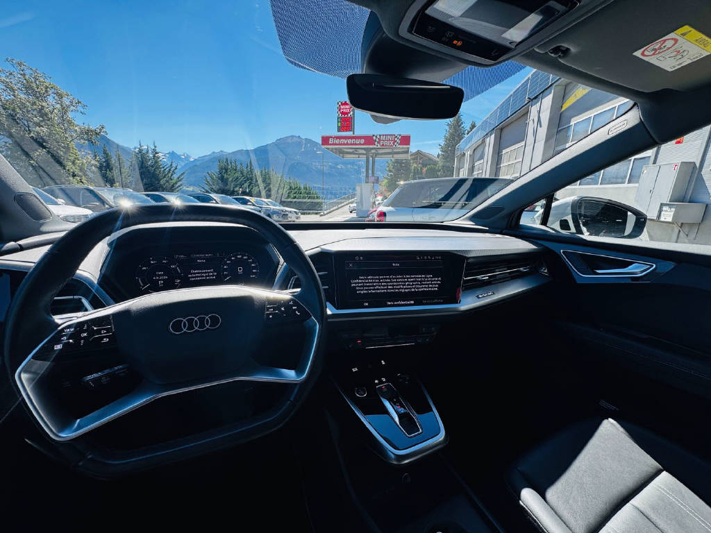 AUDI Q4 e-tron Sportback 50 quattro-image-5