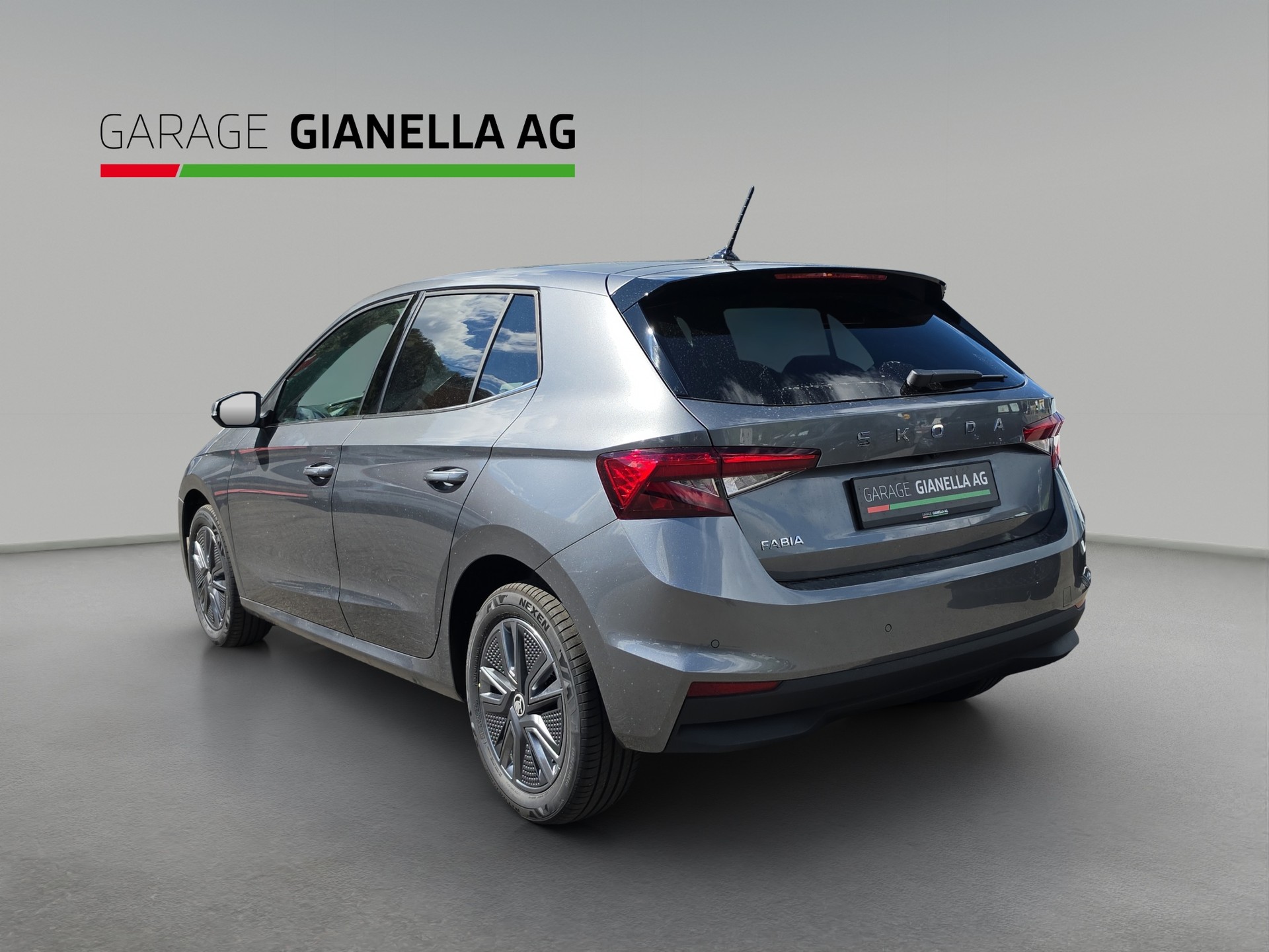 SKODA Fabia 1.0 TSI Dynamic DSG-showroom-element-2