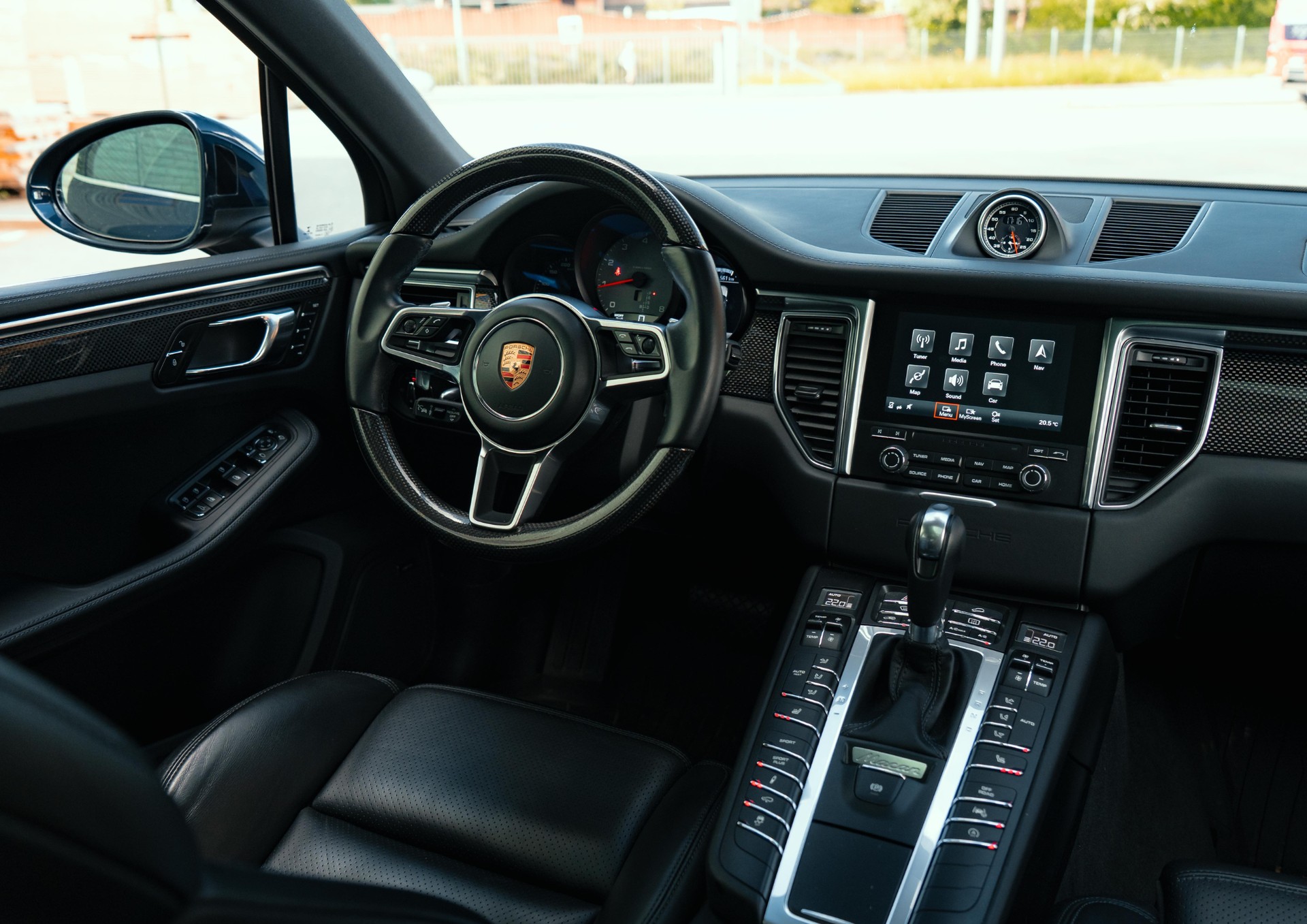 PORSCHE 3.0 V6 S-image-12
