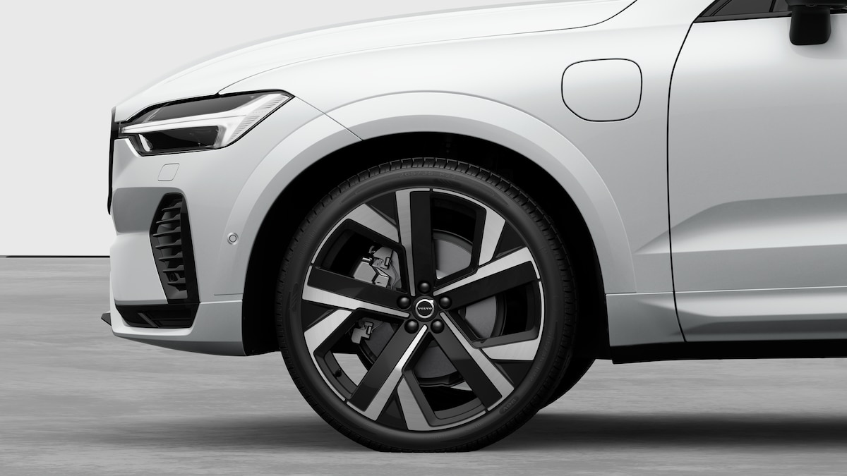 VOLVO XC60 2.0 T8 TE Black Edition eAWD-image-7