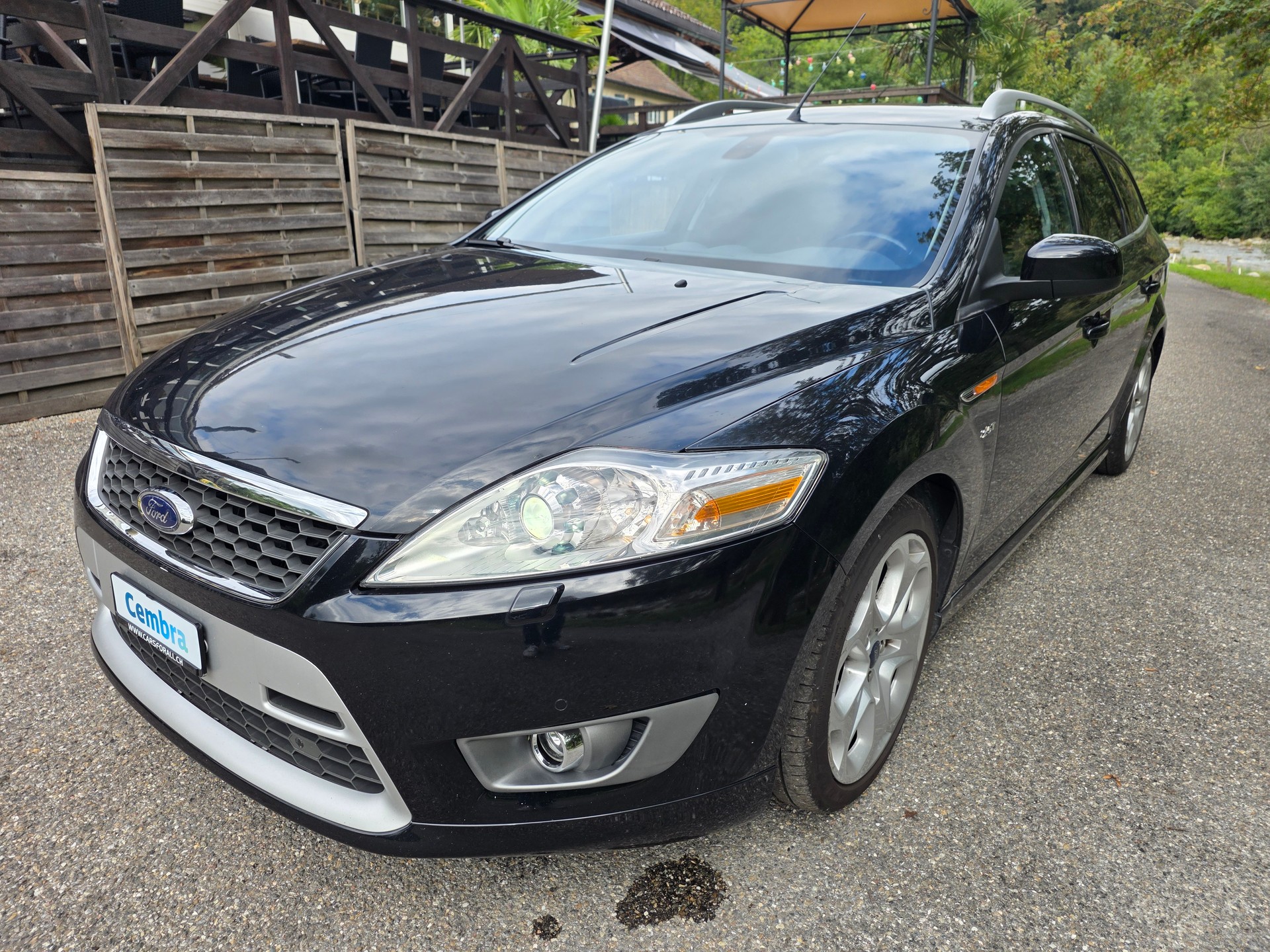 FORD Mondeo 2.5i 20V Titanium ☆☆ Inklusive frischer MFK ☆☆-showroom-element-1