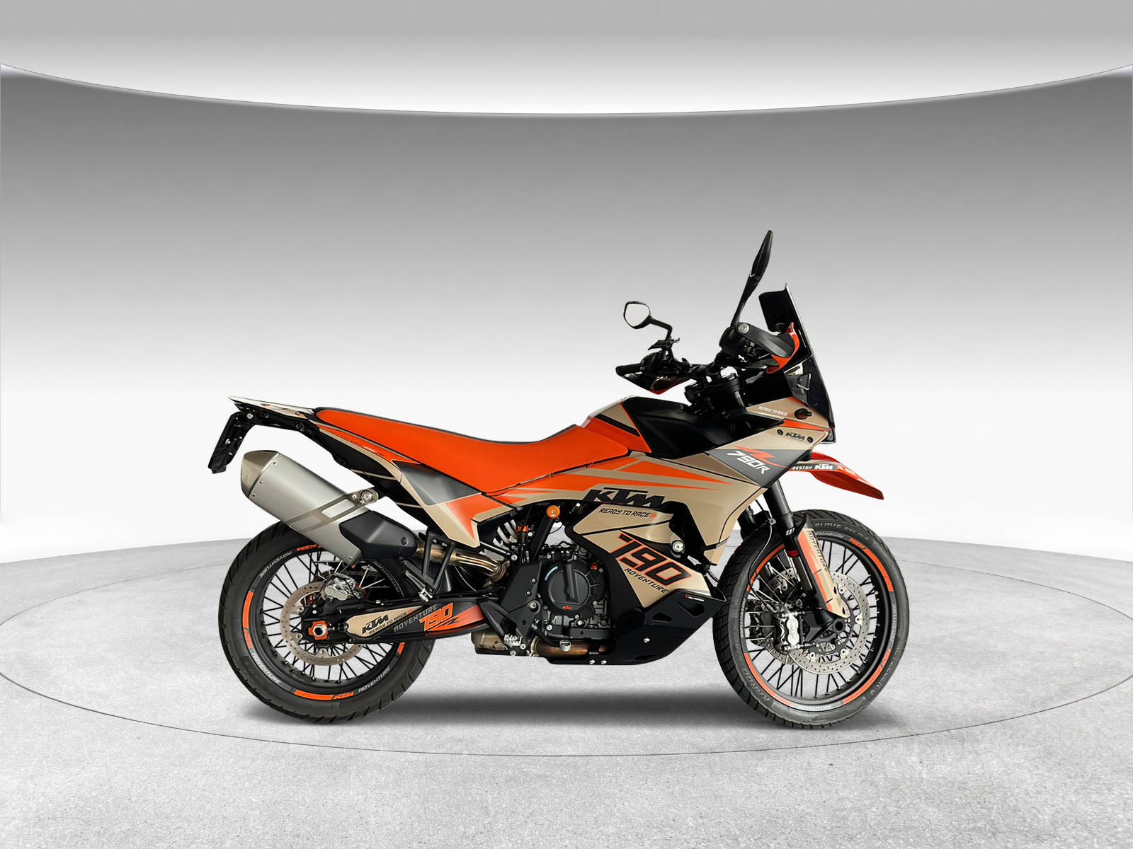 KTM 790 Adventure ABS-showroom-element-1
