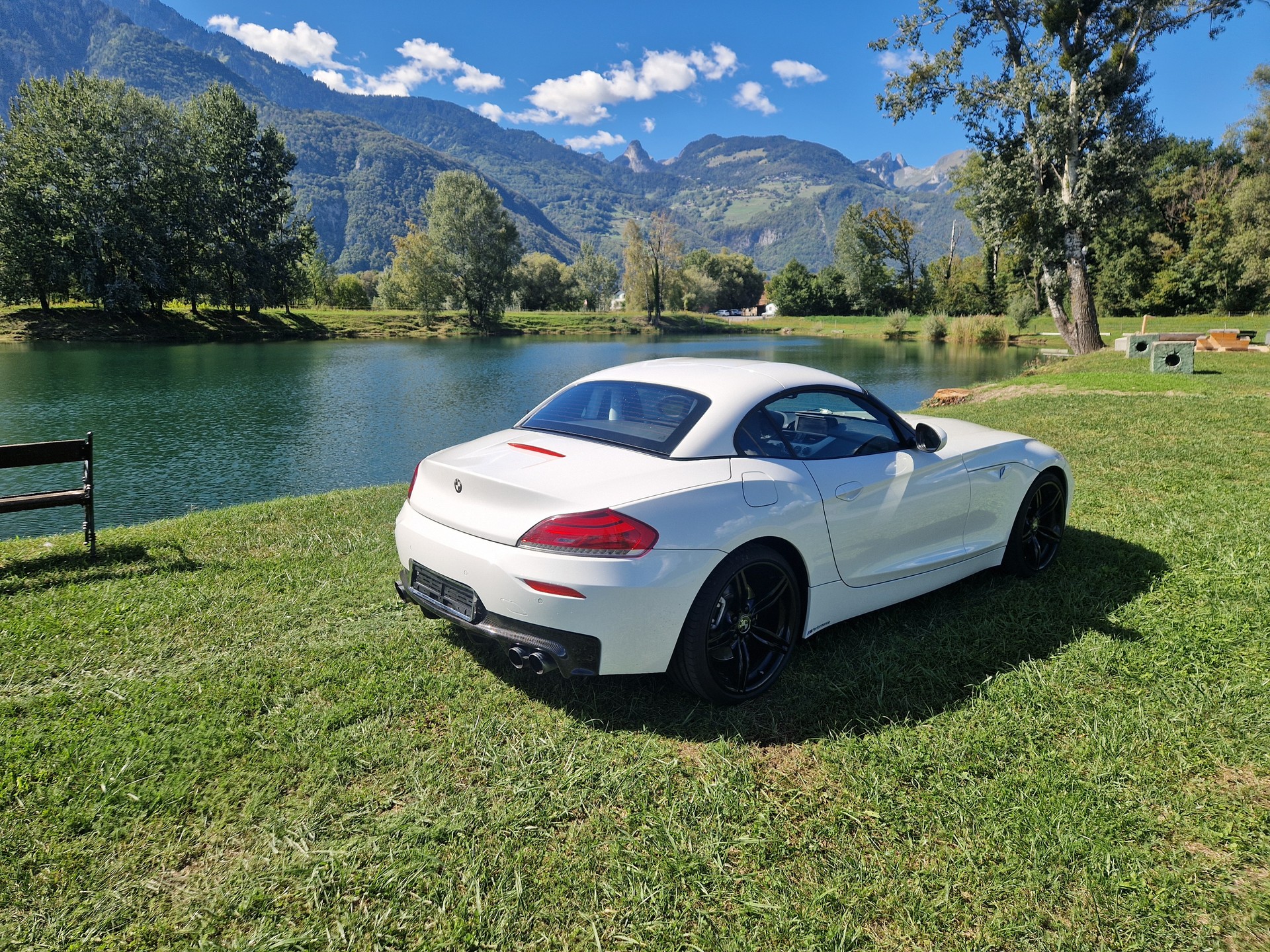 BMW Z4 sDrive35i DKG-image-3