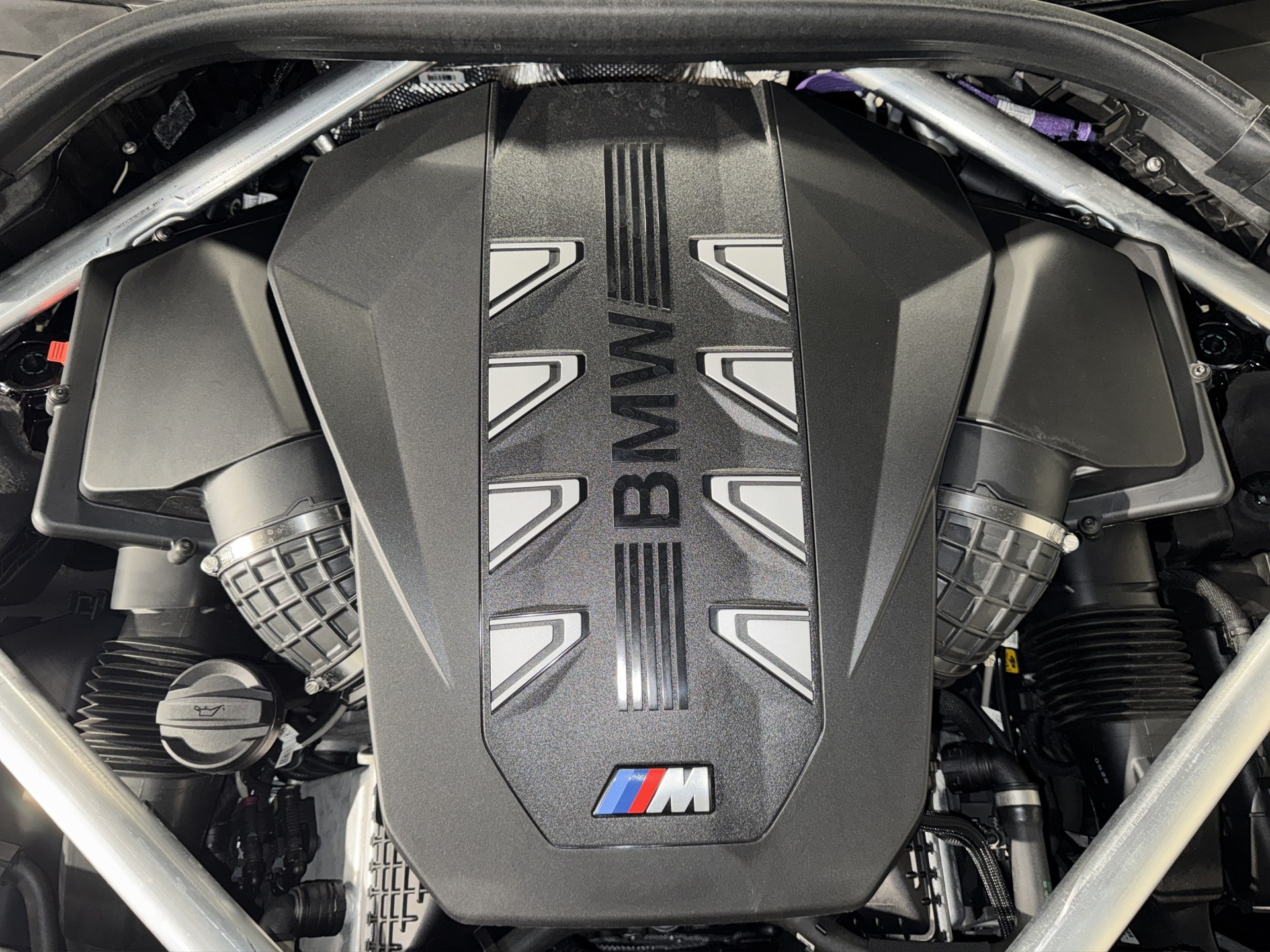 BMW X7 M60i M Sport-image-21