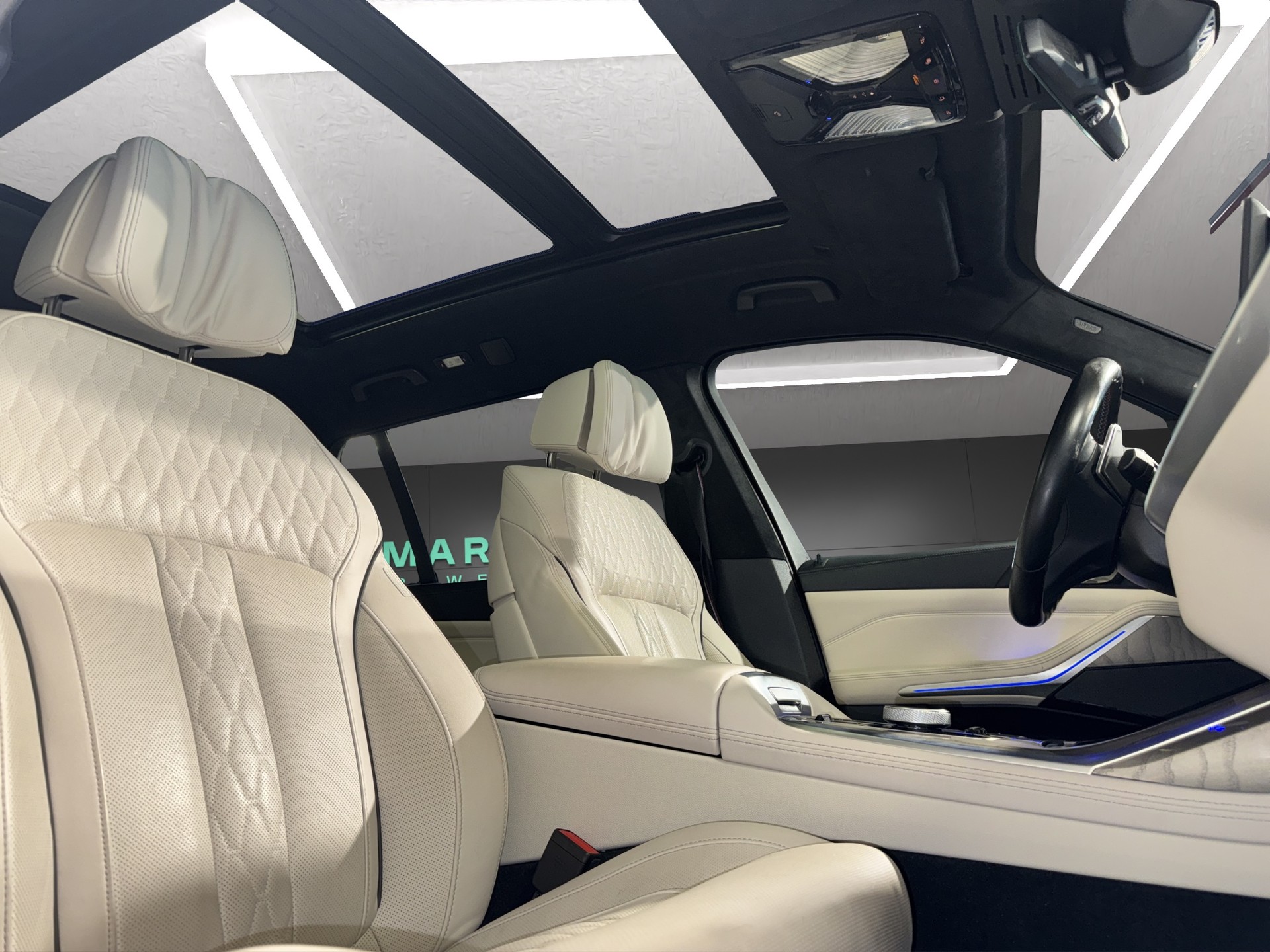 BMW X7 M60i M Sport-image-20