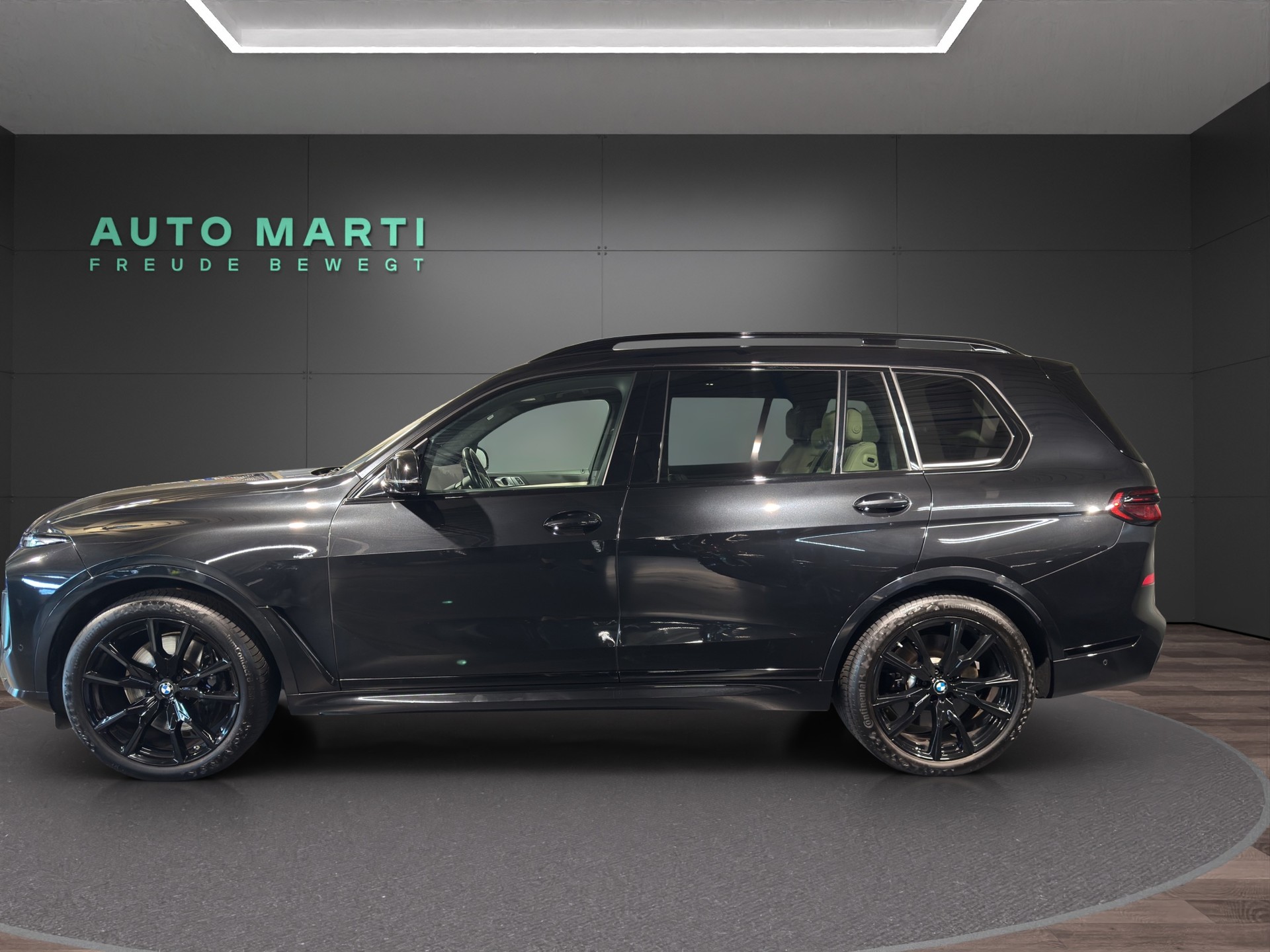 BMW X7 M60i M Sport-image-1