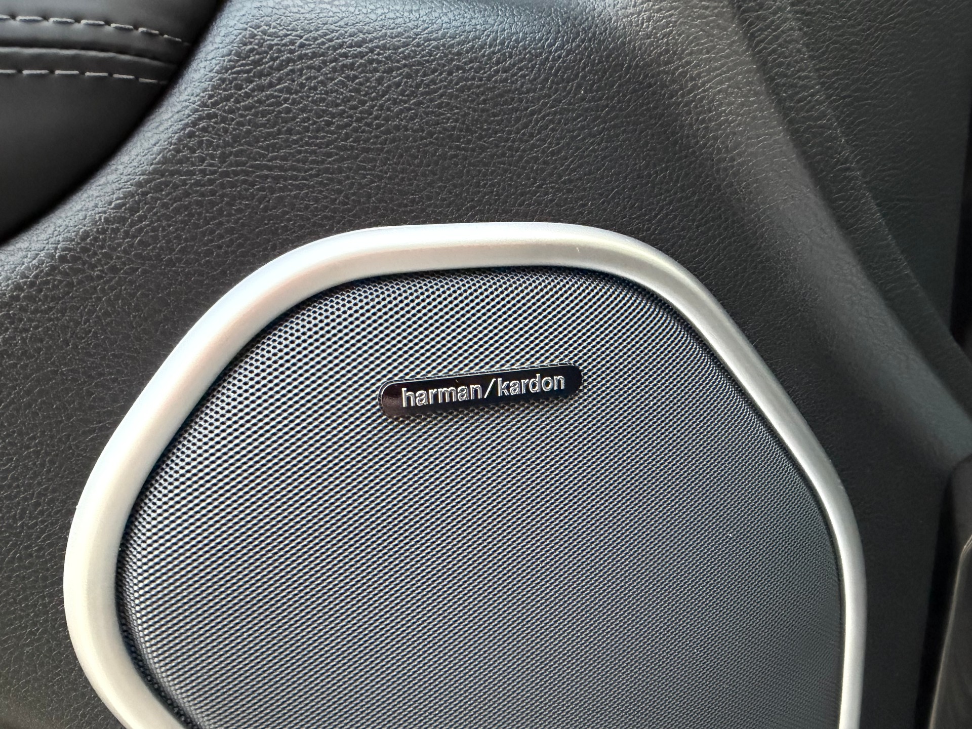 JEEP Grand Cherokee 6.4 V8 HEMI SRT8 Automatic-image-6