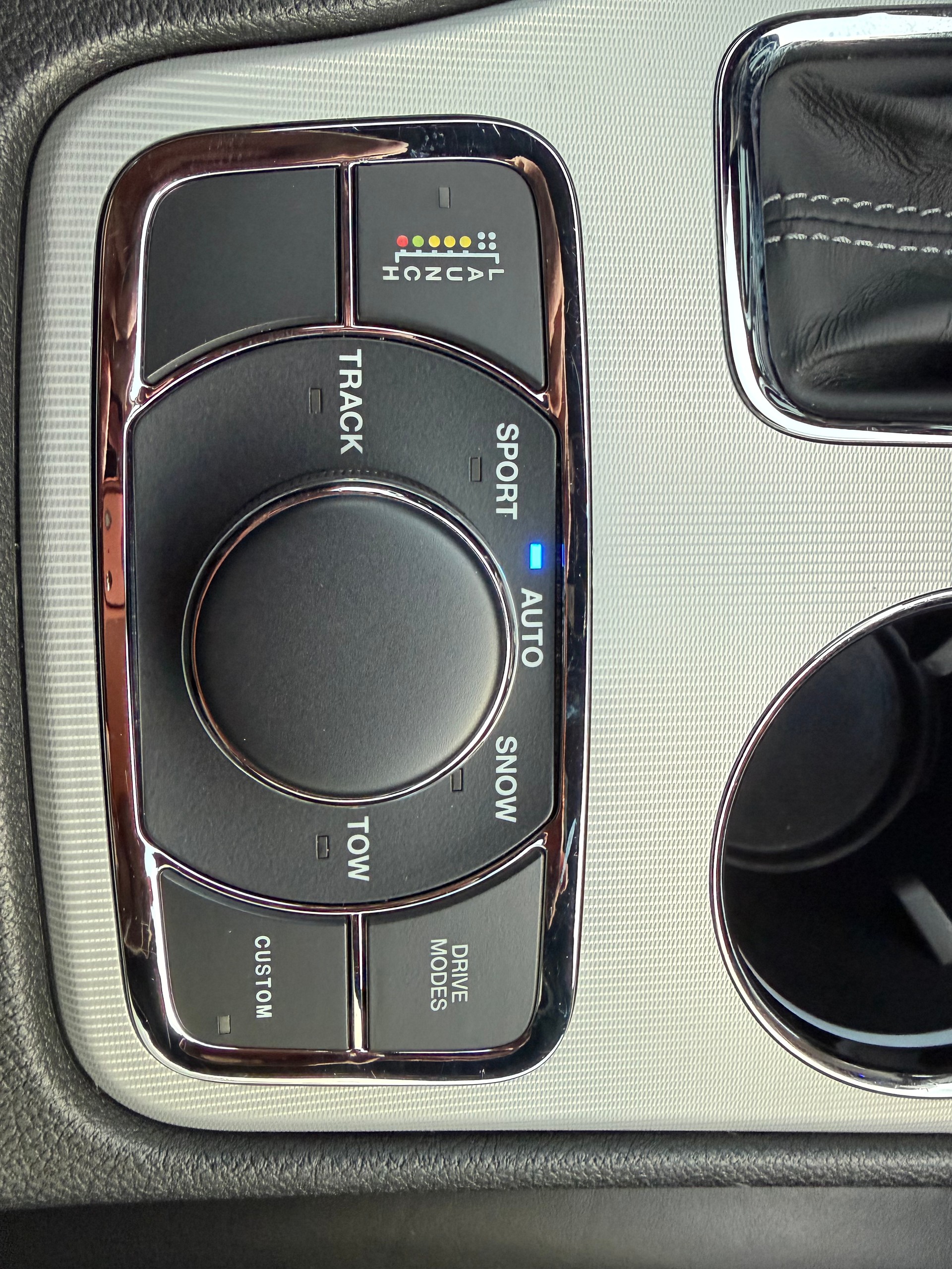 JEEP Grand Cherokee 6.4 V8 HEMI SRT8 Automatic-image-14