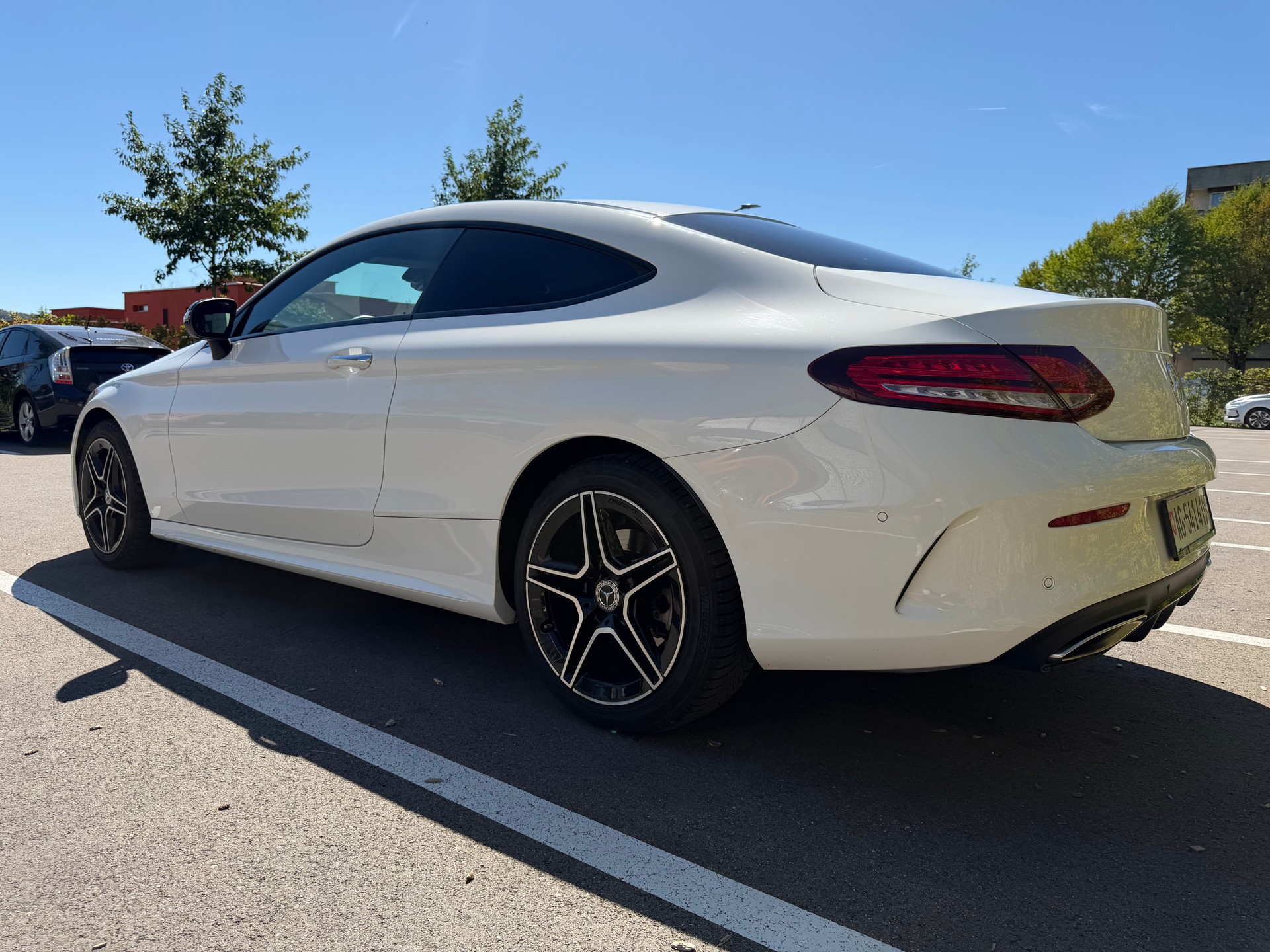 MERCEDES-BENZ C 200 AMG Line 4matic-image-1