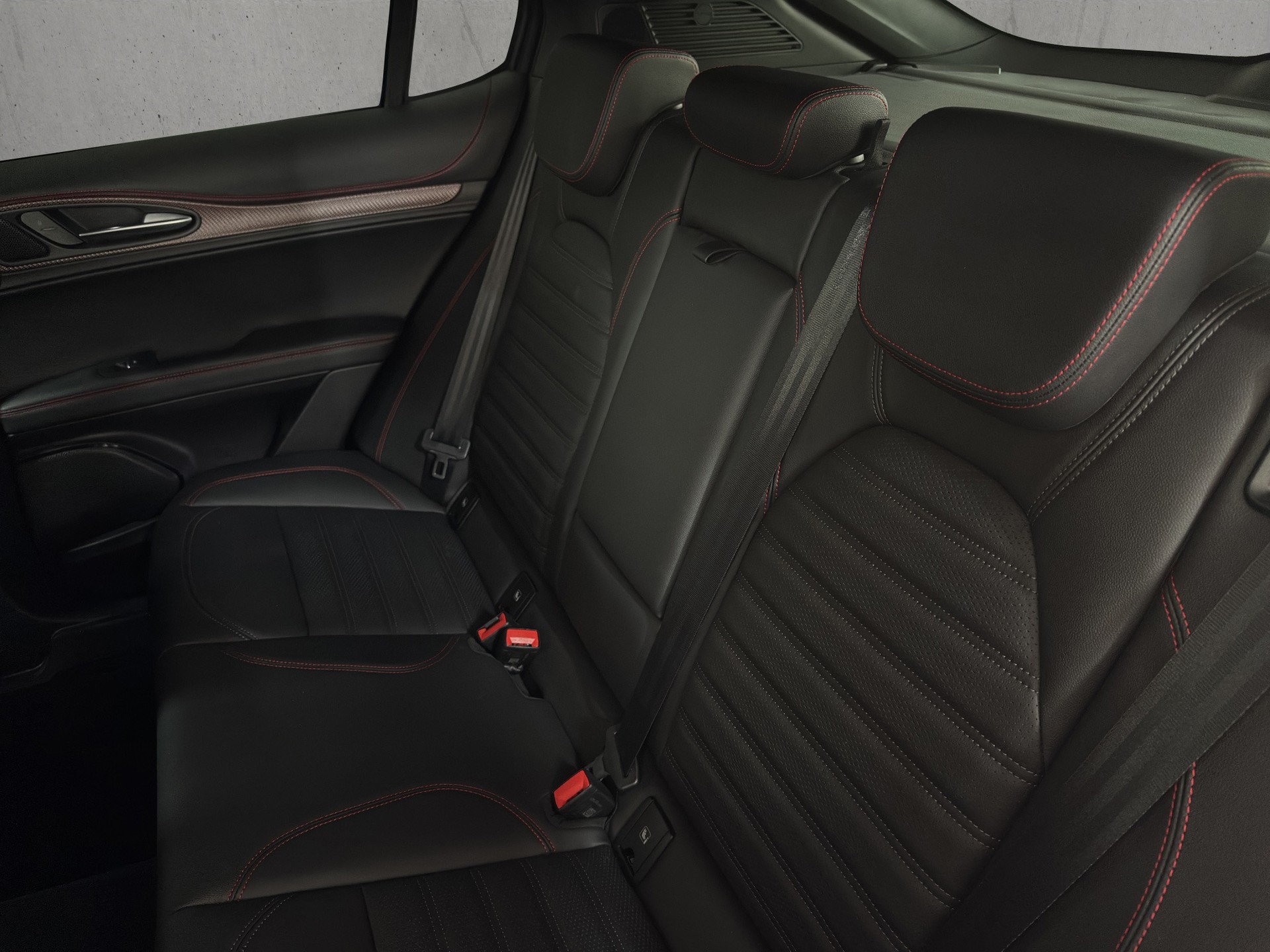 ALFA ROMEO Stelvio 2.9 V6 Quadrifoglio SUPER SPORT Serie Limitata (1/175) "Keramik Bremsen-Akrapovič-Carbon"-image-15