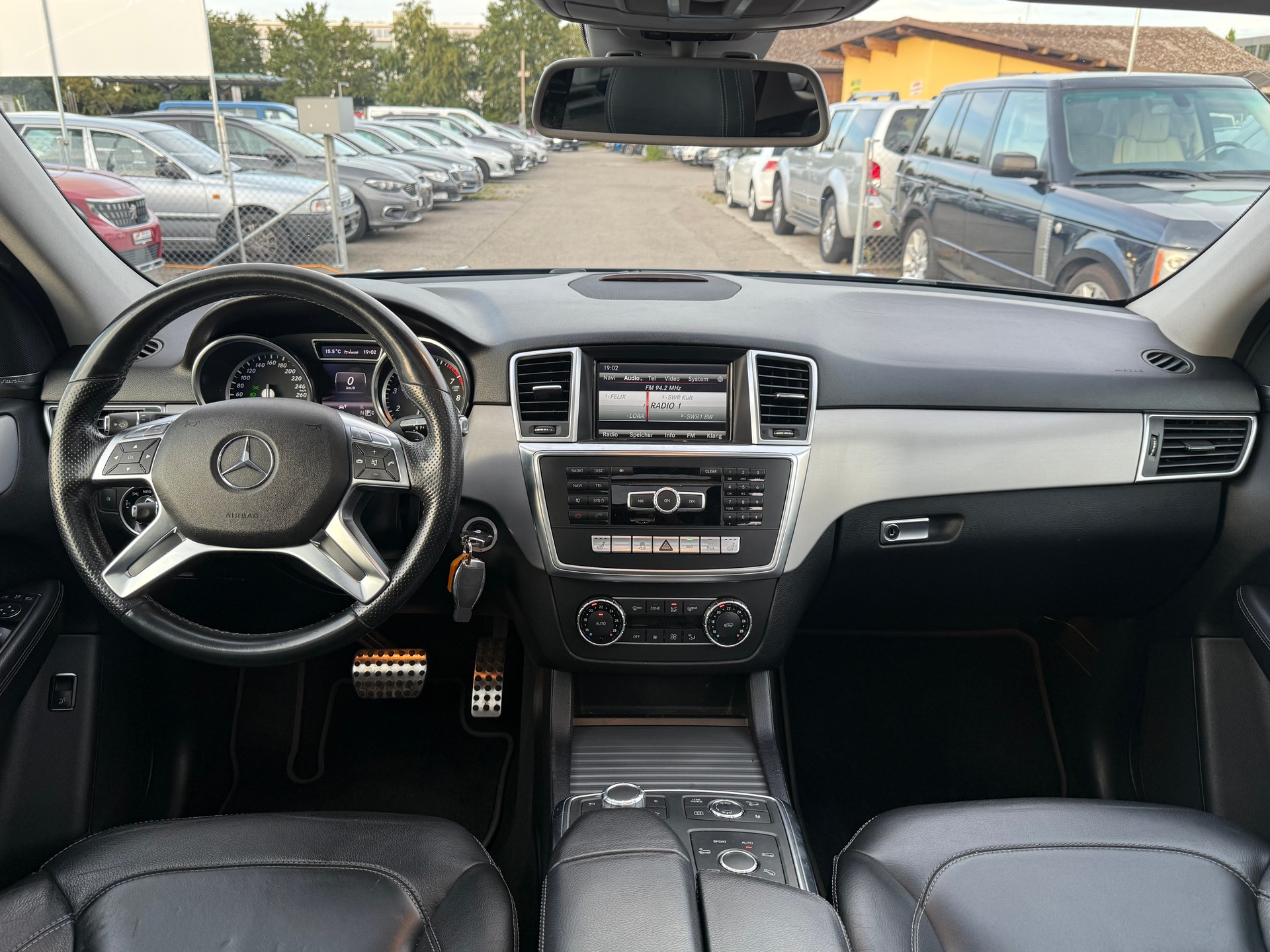 MERCEDES-BENZ ML 350 BlueEfficiency Edition 4Matic 7G-Tronic AMG Line / Frisch ab MFK / AHK 3500kg / harman/kardon / Panoramadach-image-7
