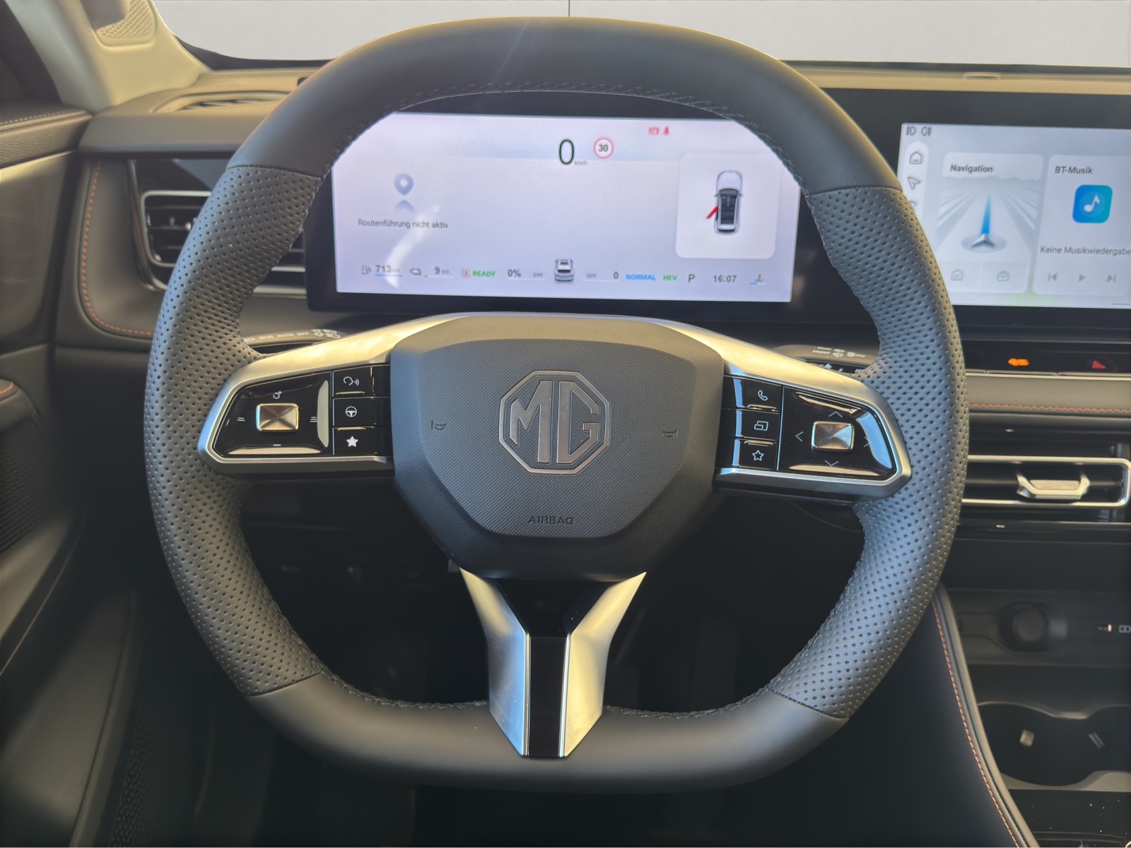 MG MG HS 1.5 T PHEV Luxury *307PS *-image-13