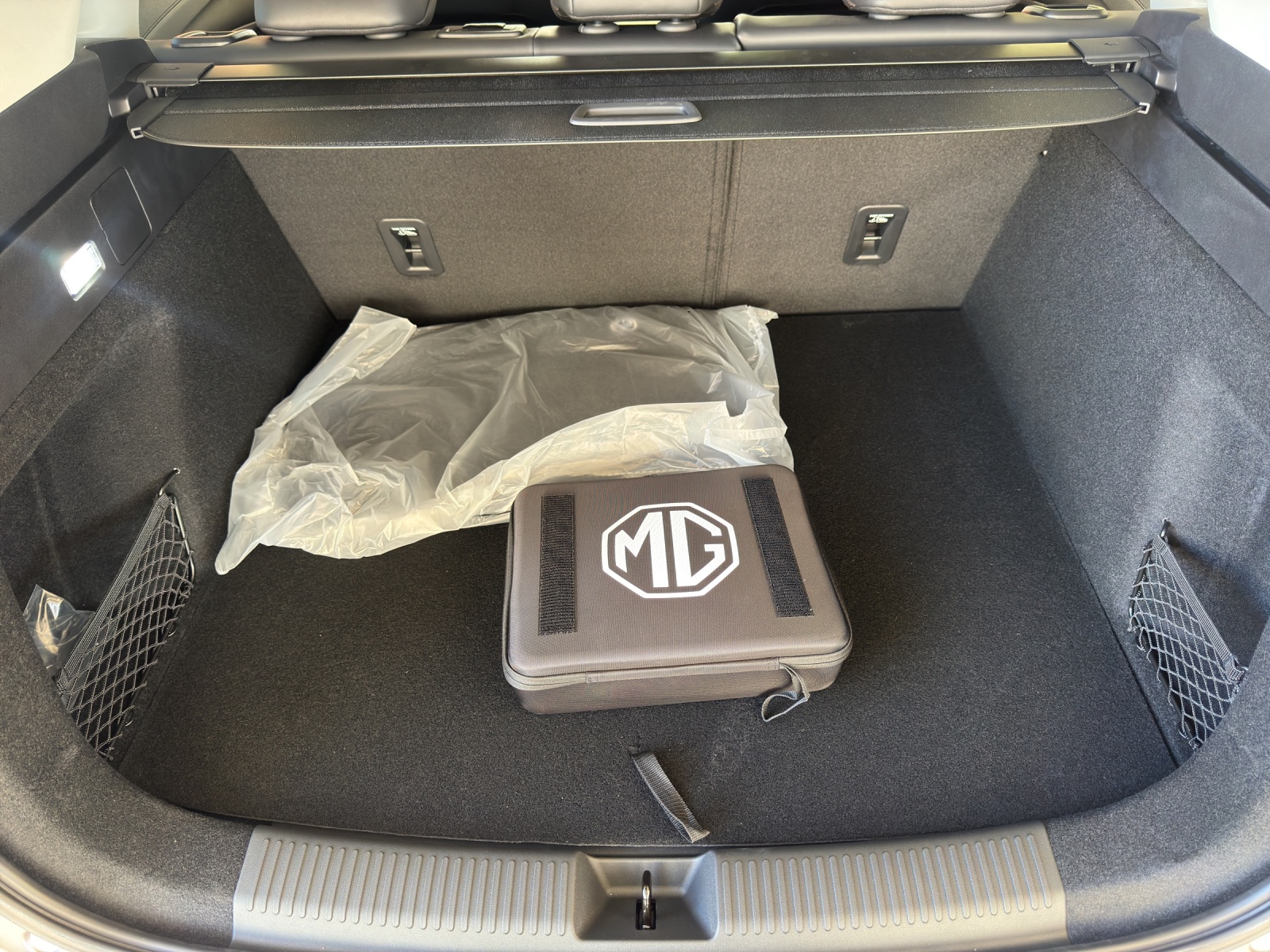MG MG HS 1.5 T PHEV Luxury *307PS *-image-22