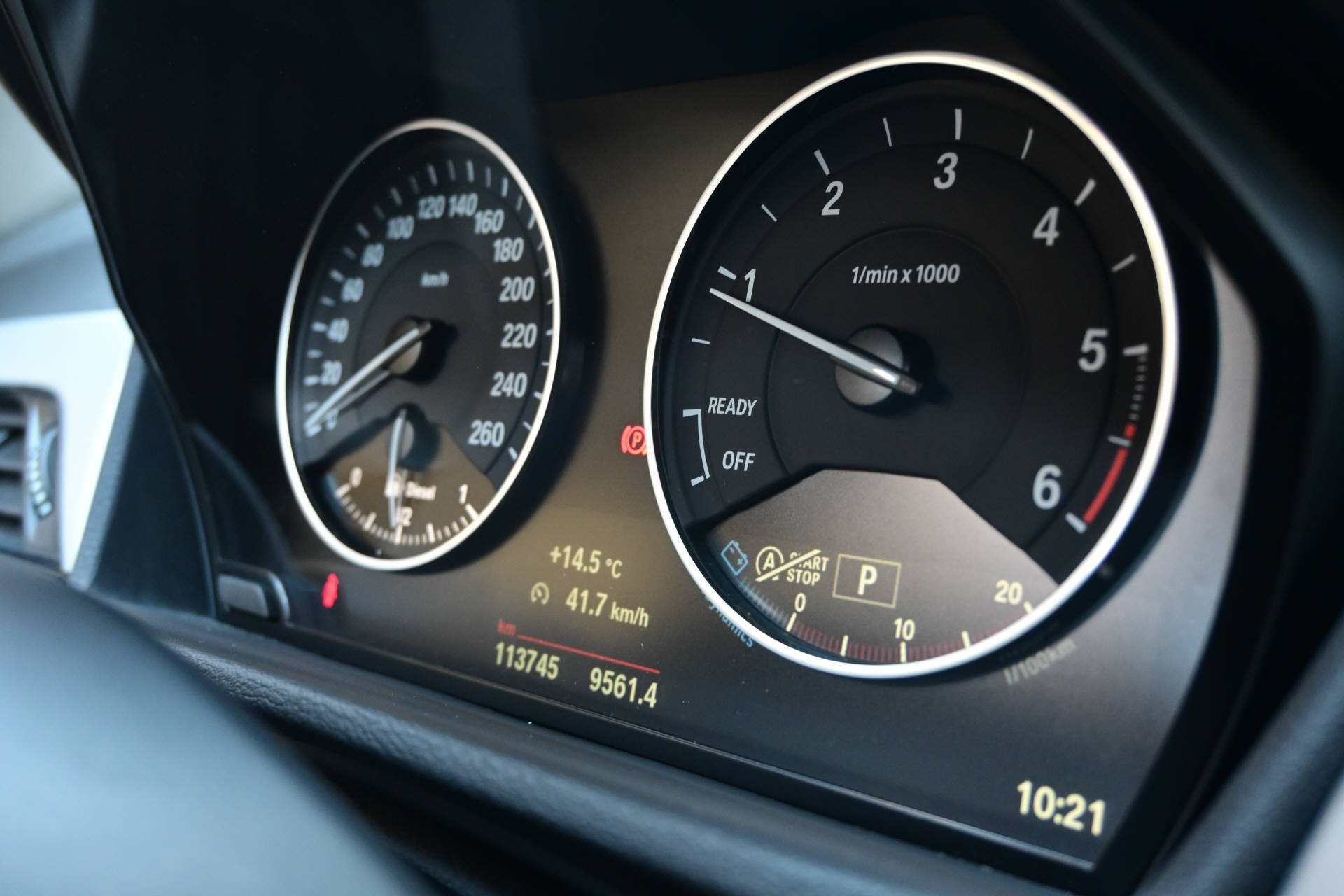 BMW X1 20d xDrive SAG-image-14