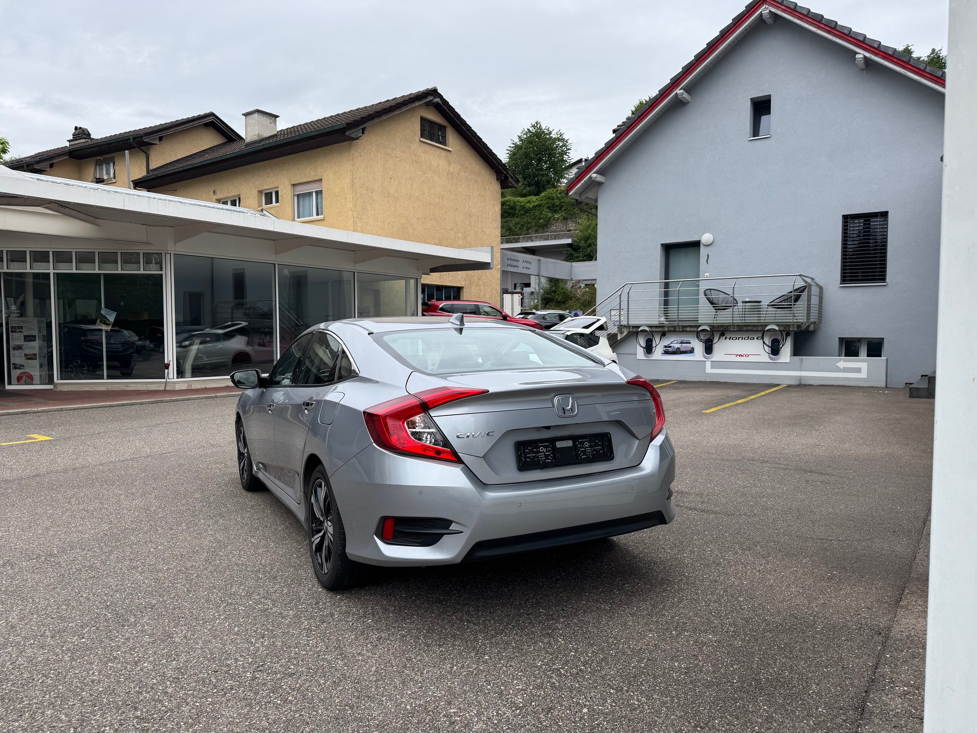 HONDA Civic Sedan 1.5 VTEC Executive Premium CVT-image-5