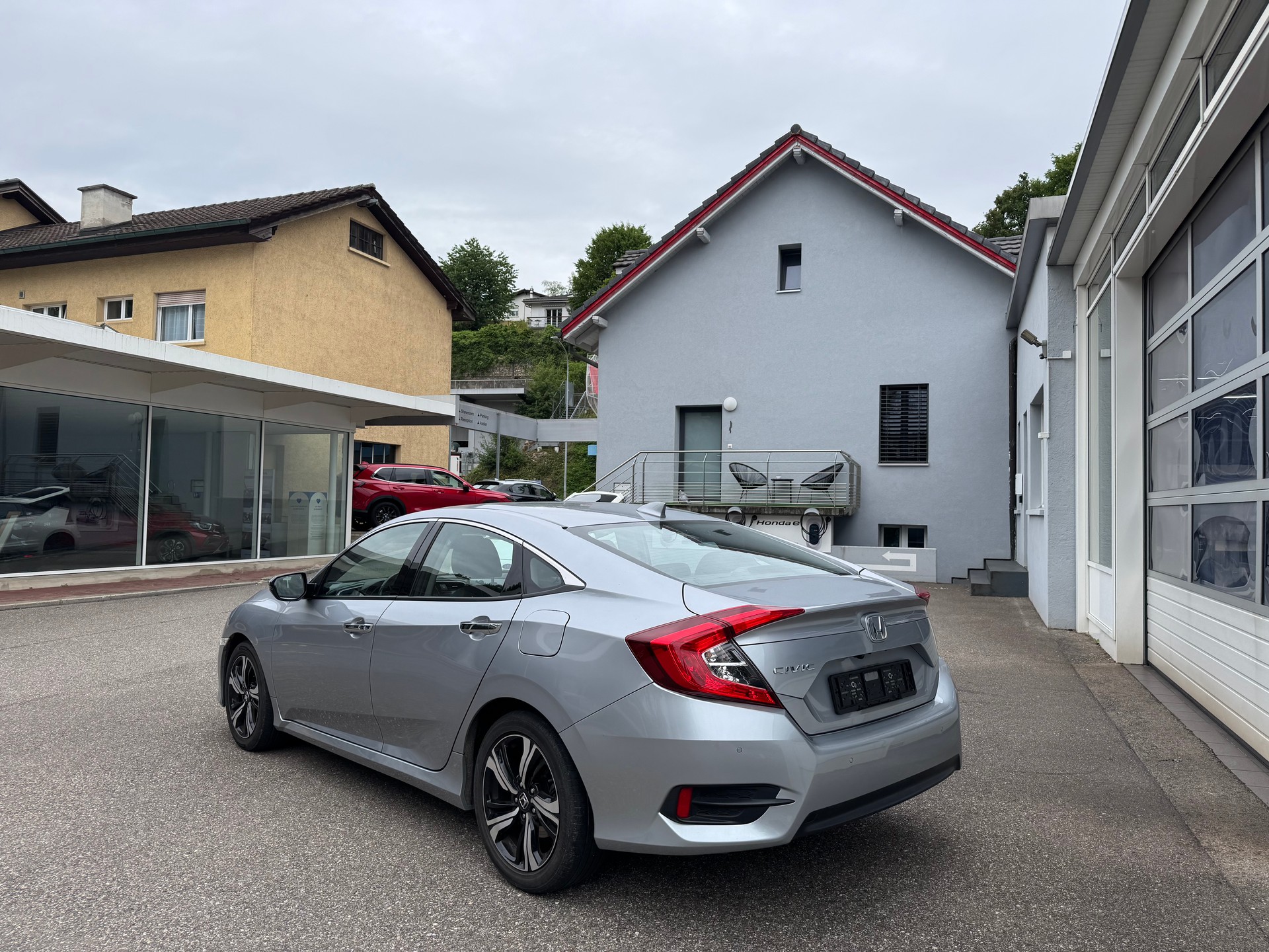 HONDA Civic Sedan 1.5 VTEC Executive Premium CVT-image-4