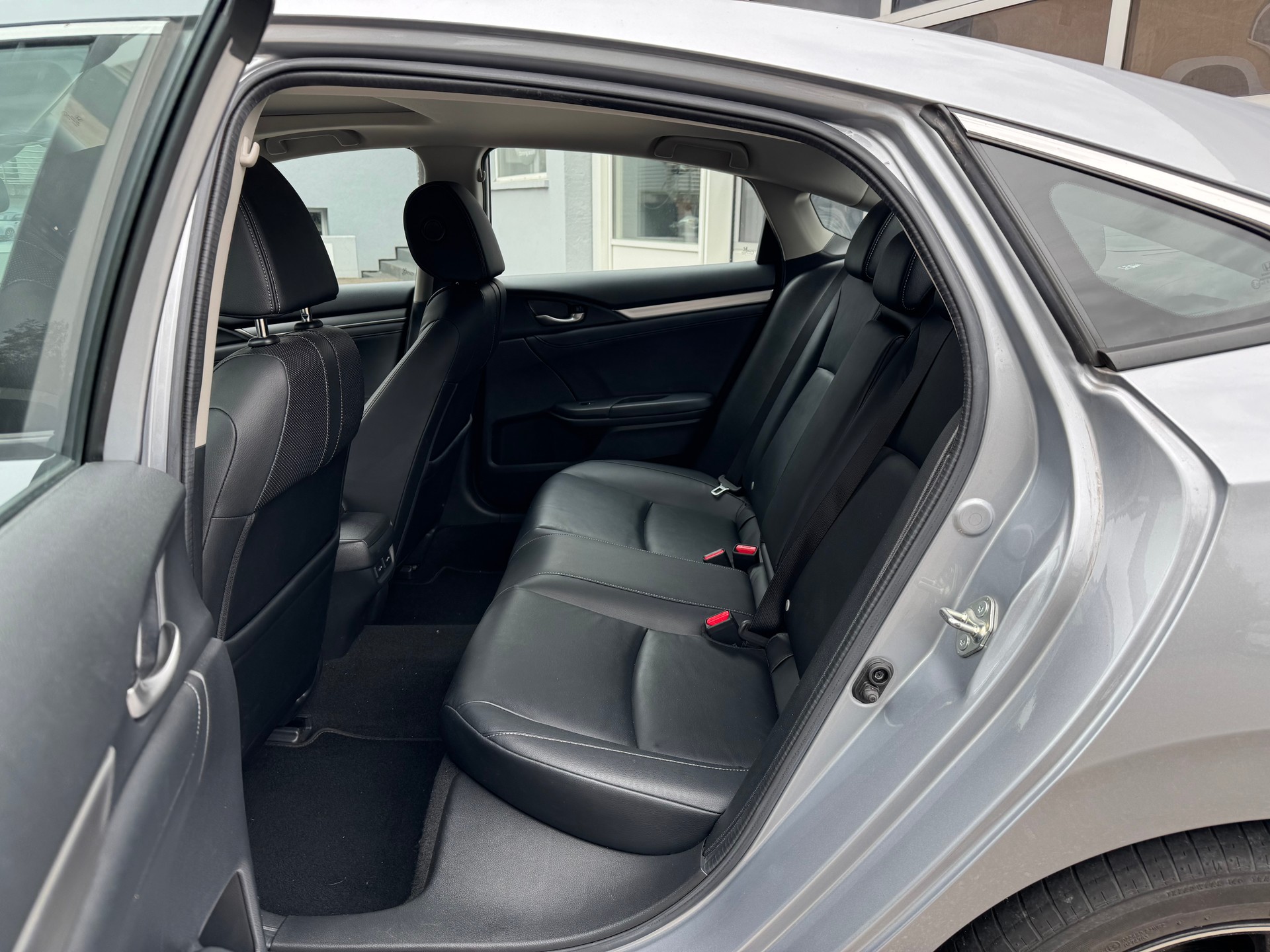 HONDA Civic Sedan 1.5 VTEC Executive Premium CVT-image-10