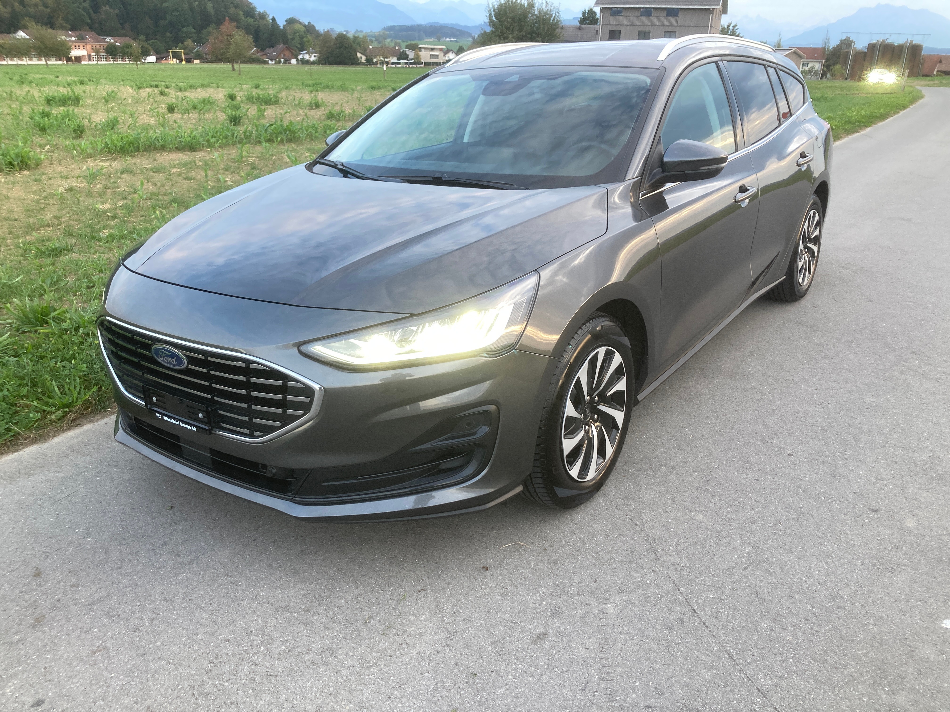 Car photo