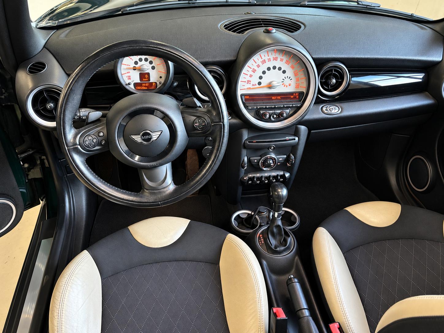 MINI Cooper Cabriolet Steptronic-image-9