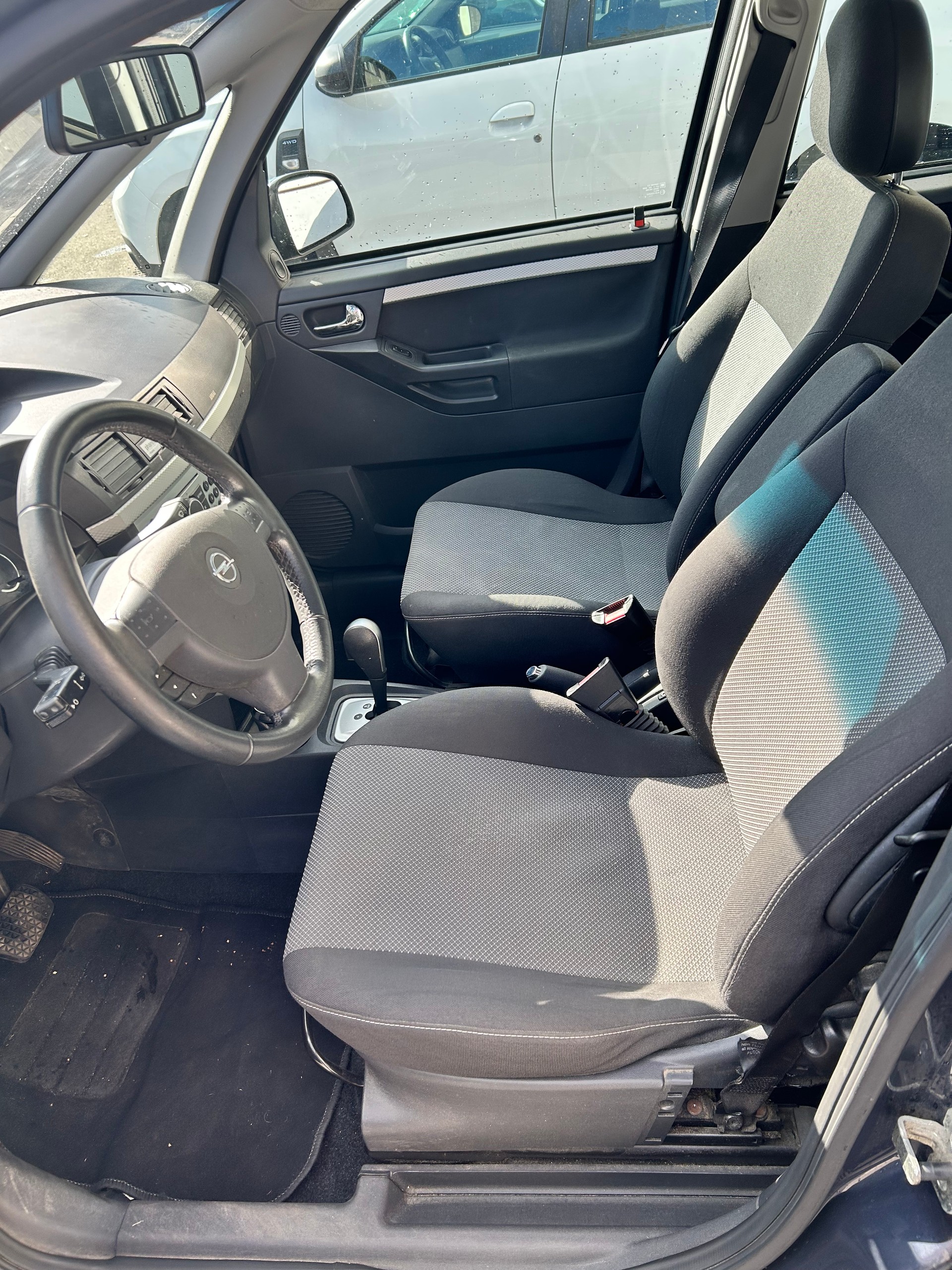 OPEL Meriva 1.6i-16 TP Edition Easytronic-image-10