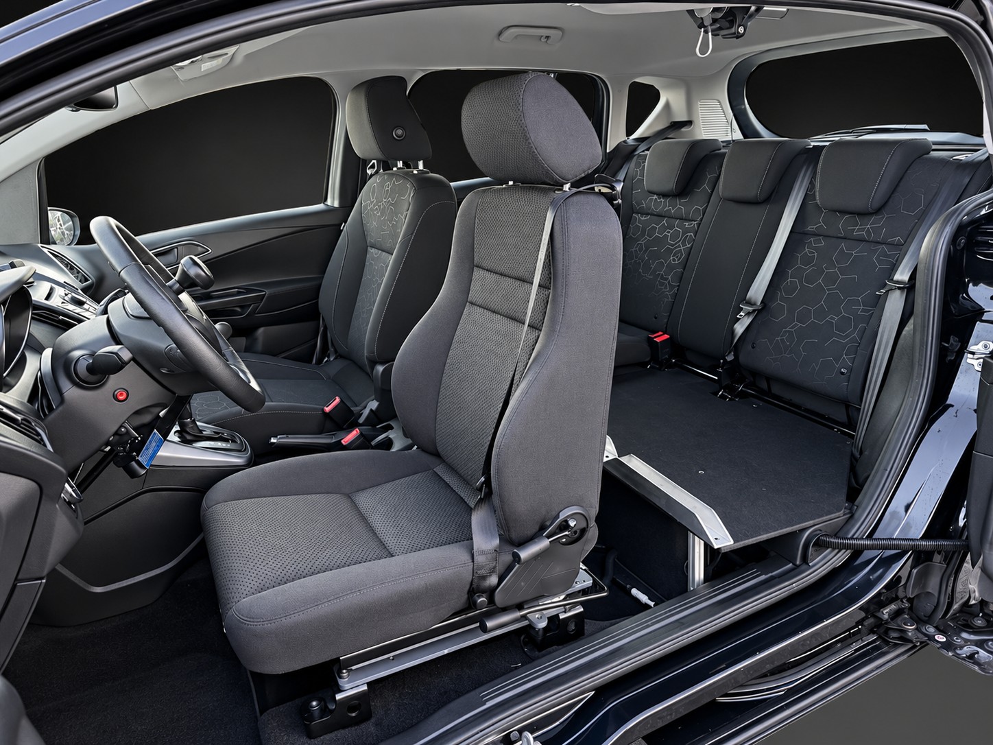 FORD B-Max 1.6 Ti-VCT Trend PowerShift * Behindertenfahrzeug *-image-7