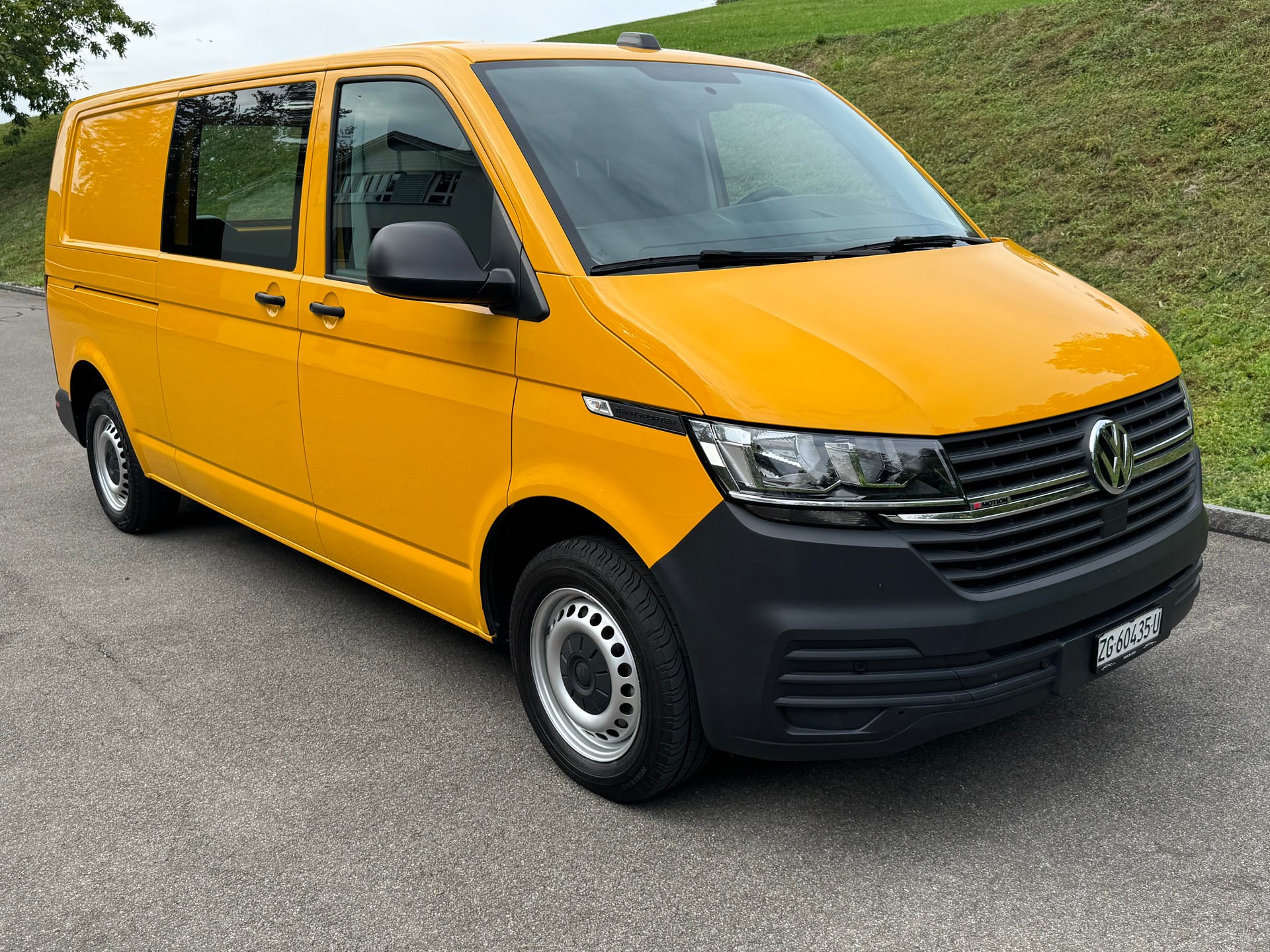 VW T6.1 2.0 TDI 4Motion DSG-image-0
