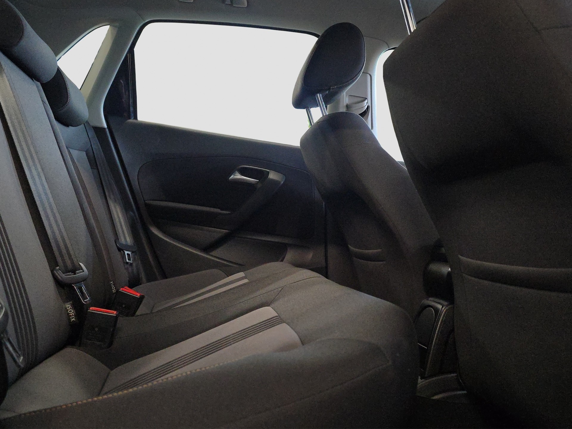 VW Polo 1.2 TSI BMT Allstar DSG-image-14