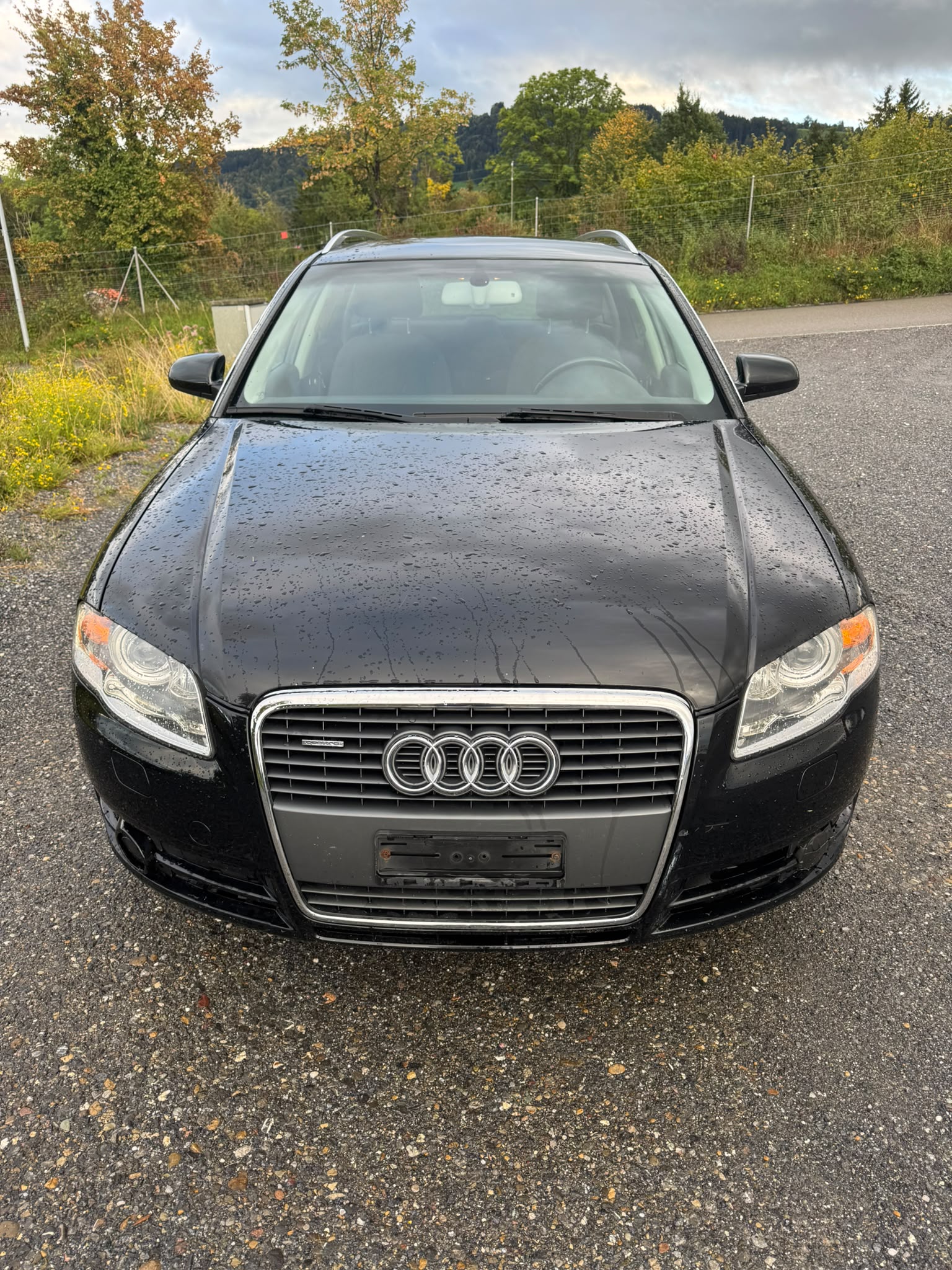 AUDI A4 Avant 1.8 Turbo quattro-image-1