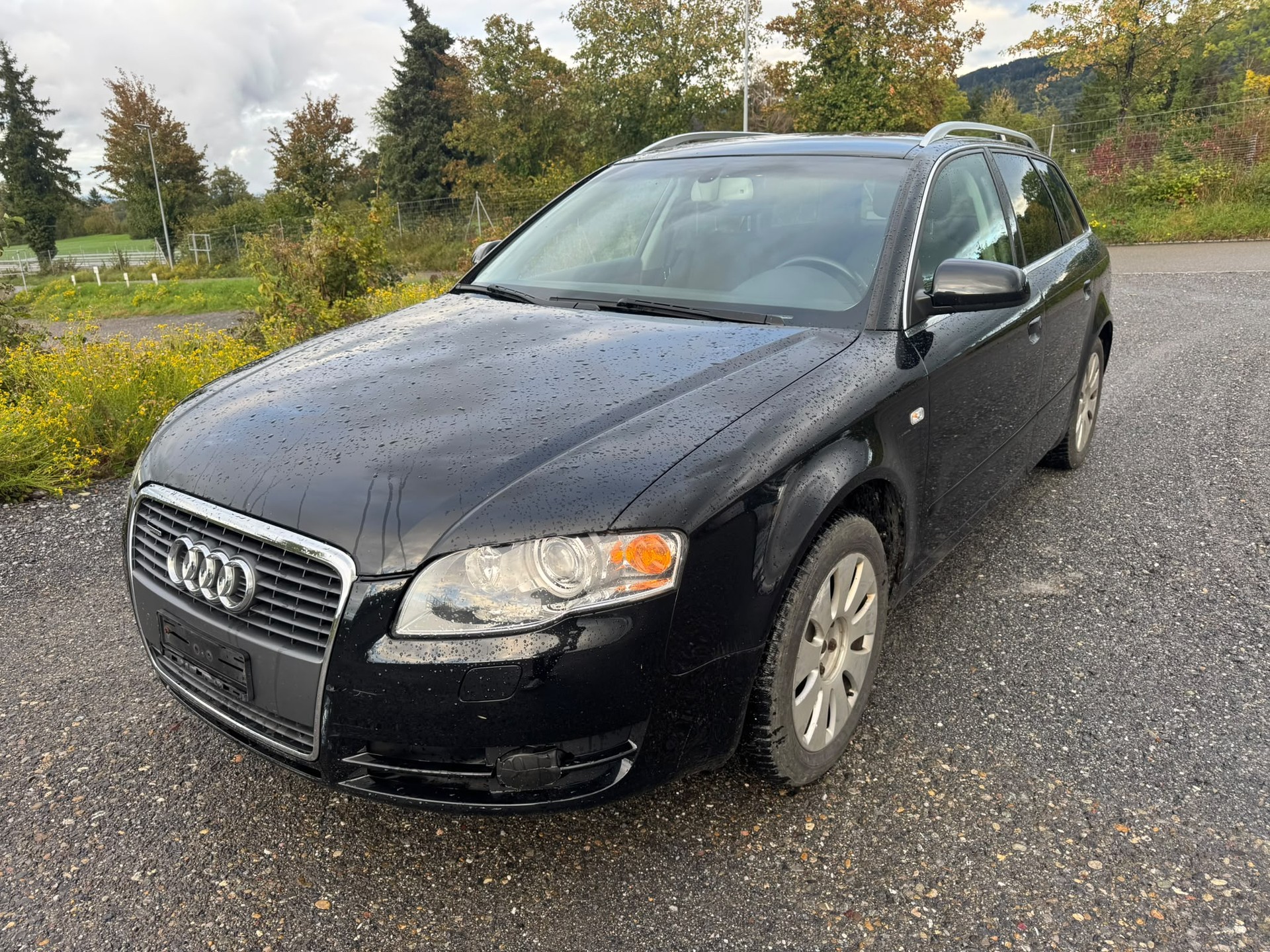 AUDI A4 Avant 1.8 Turbo quattro-image-2