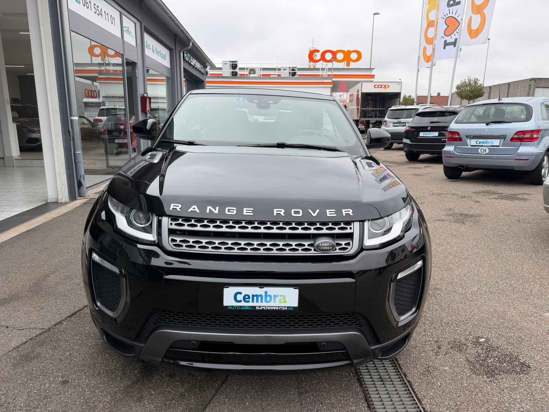 LAND ROVER Range Rover Evoque Convert. 2.0 TD4 SE Dynamic AT9-image-11