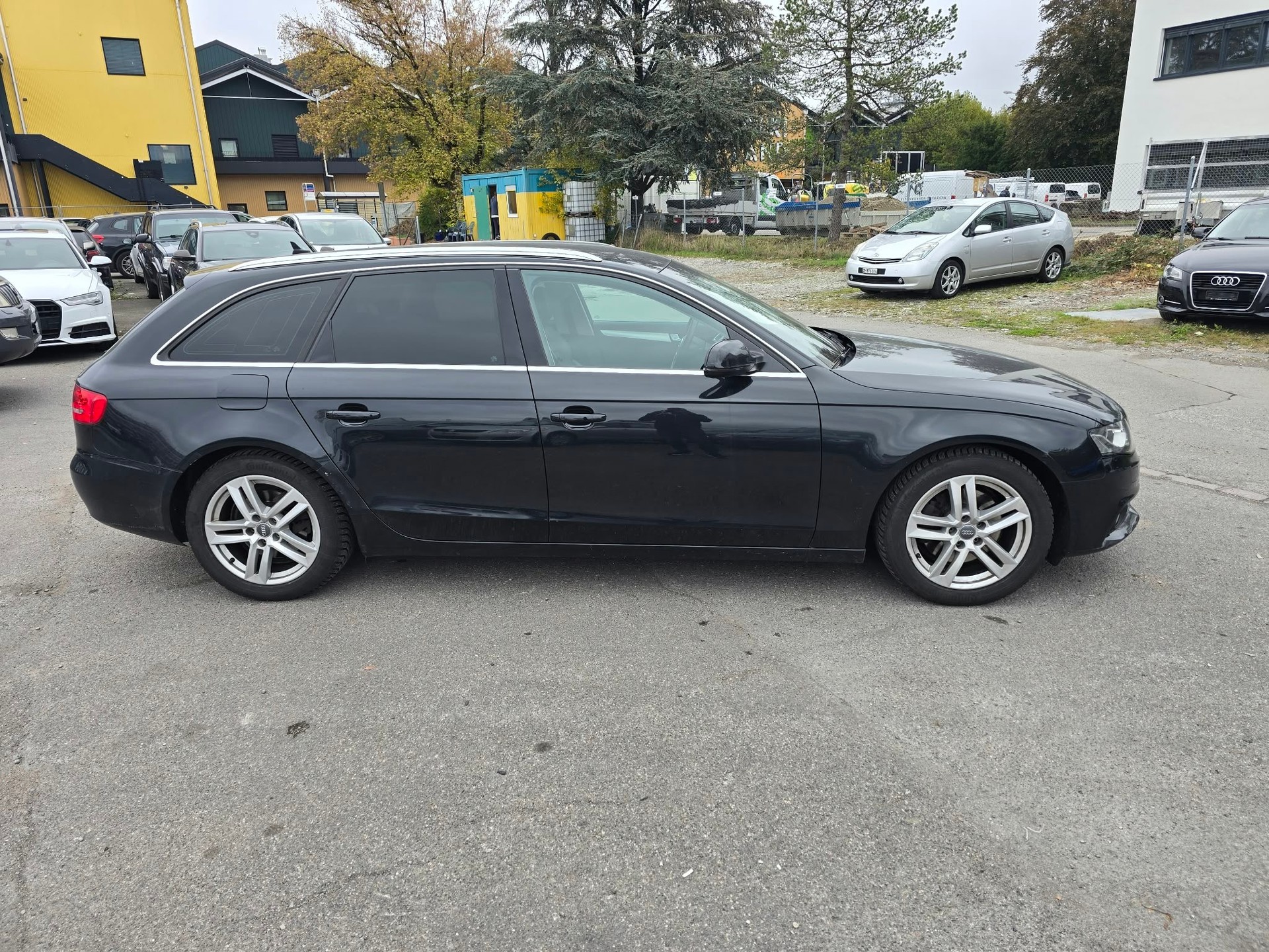 AUDI A4 Avant 1.8 TFSI quattro-image-4