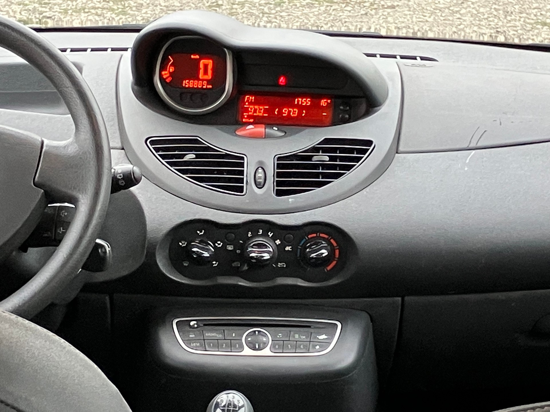 RENAULT Twingo 1.2 16V Dynamique-image-8