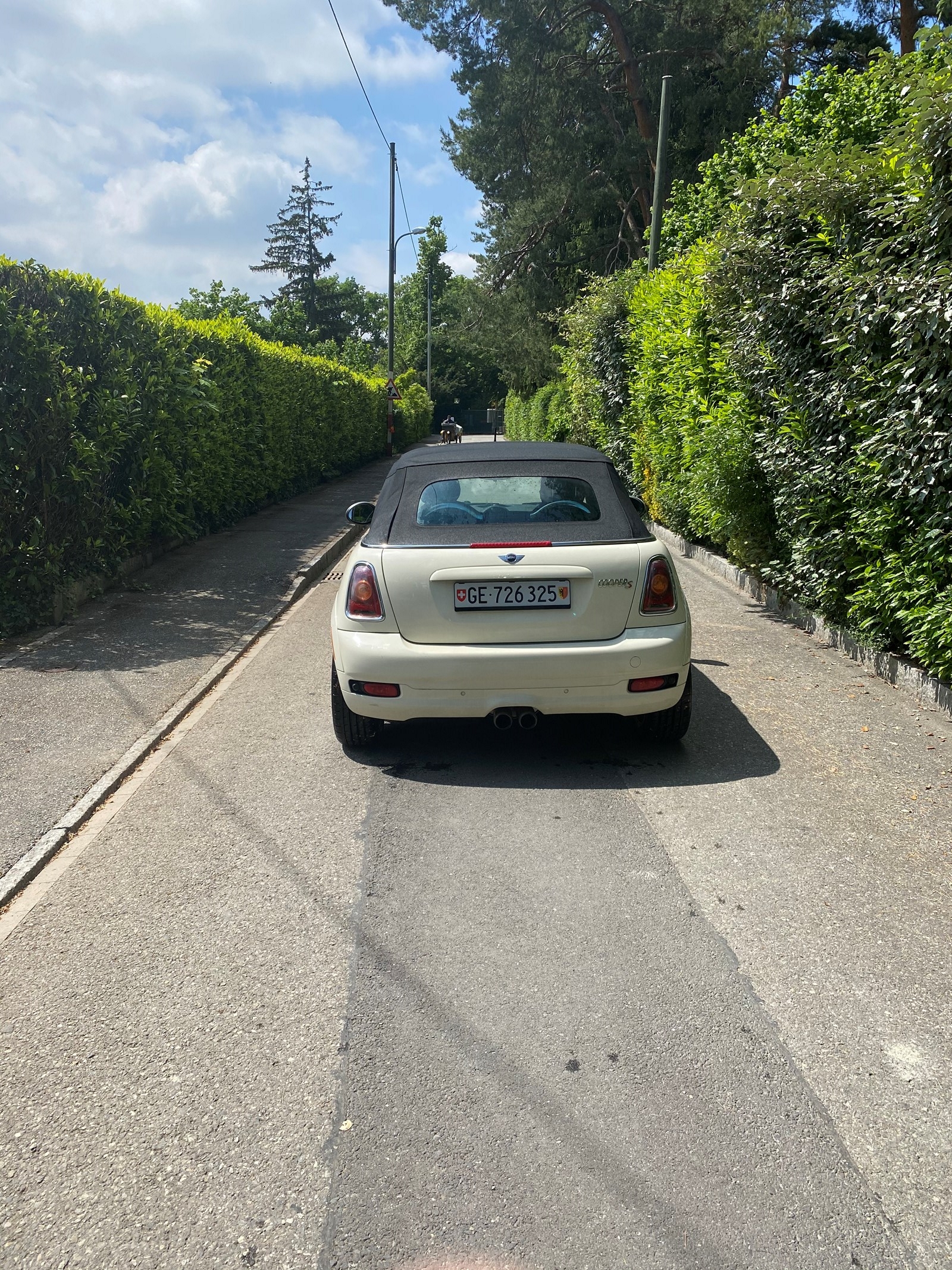 MINI Cooper S Cabriolet-image-3