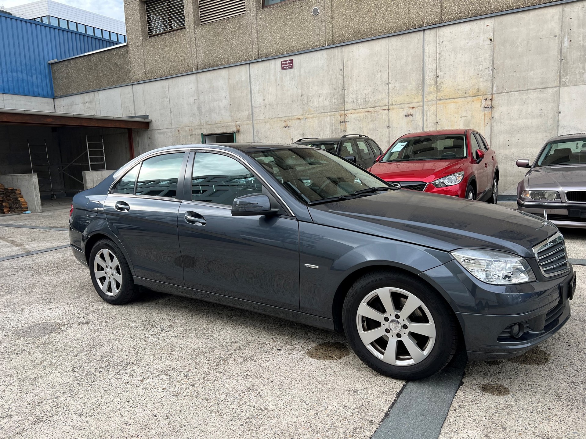 MERCEDES-BENZ C 180 Kompressor BlueEfficiency Classic-image-5